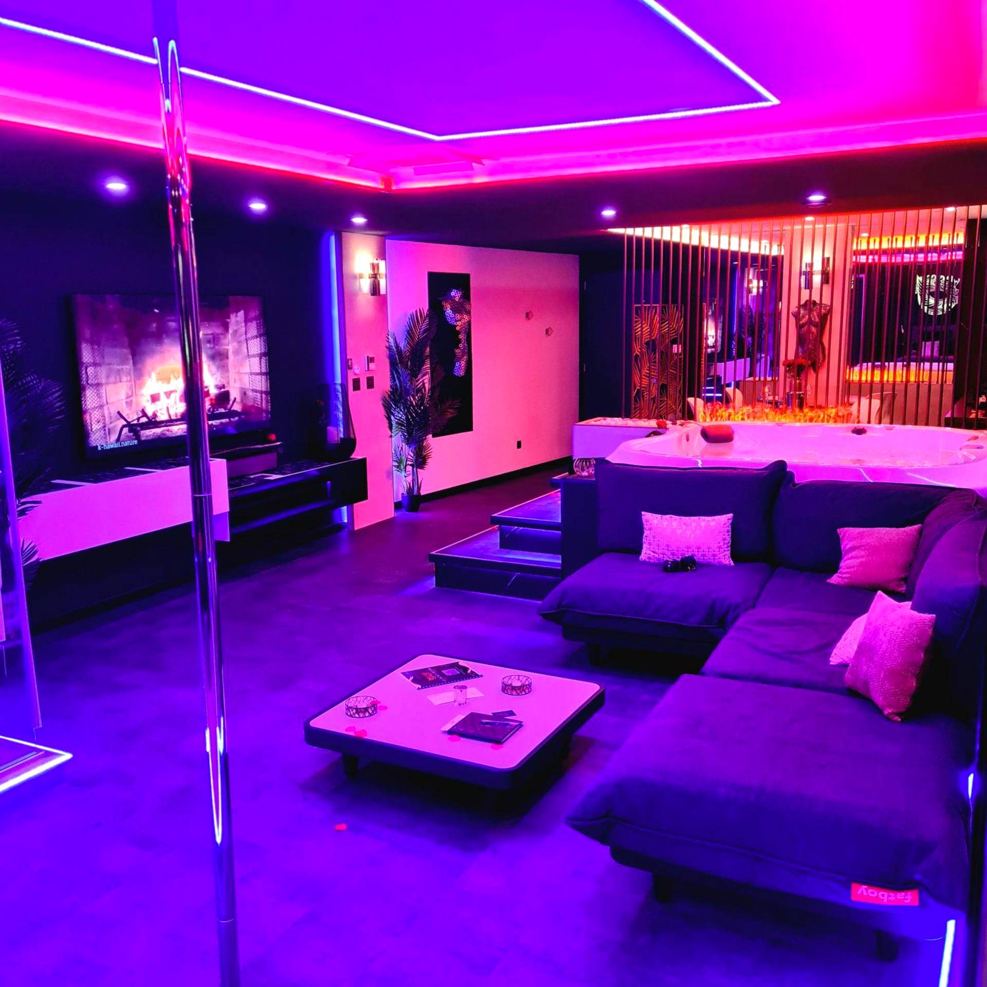 Photo du logement - LES SECRETS ROOMS, LOVE ROOM DE LUXE AVEC JACUZZI