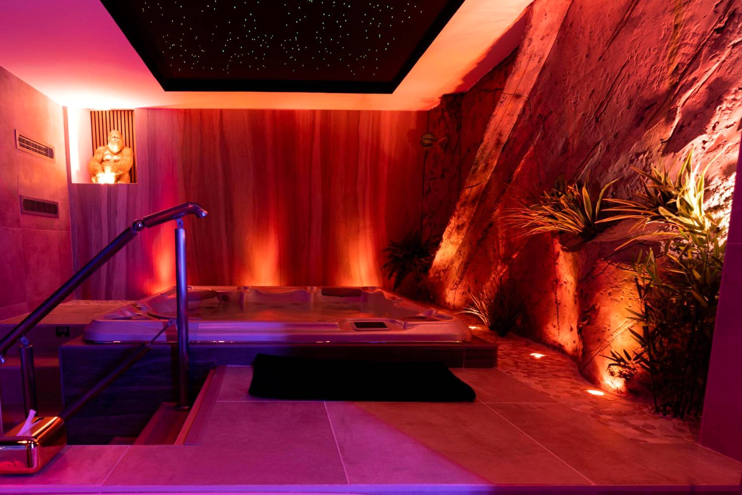 Photo du logement - Les Secrets Rooms - Bonneval - Love Room - Spa et Hammam Privatif