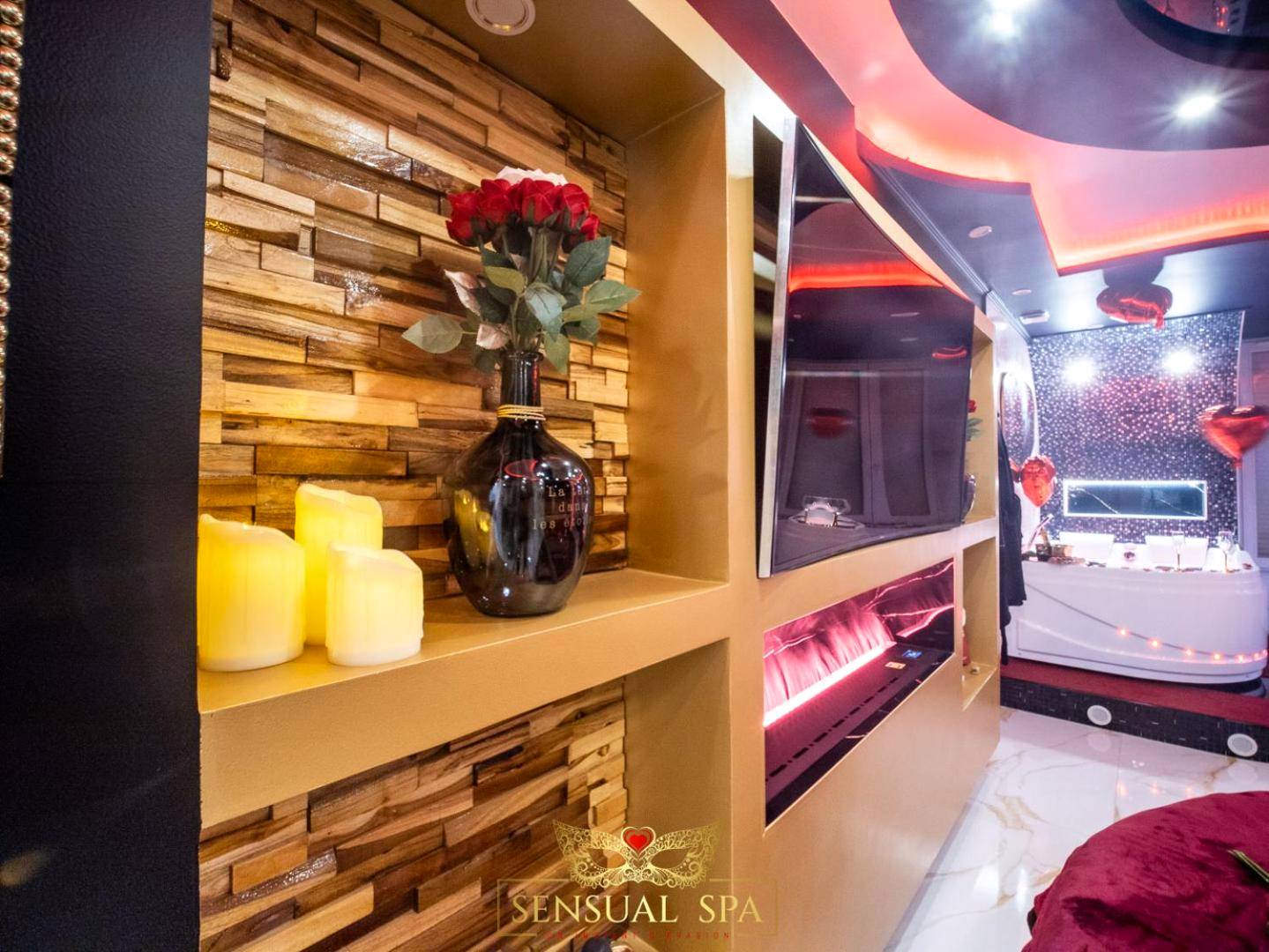 Photo du logement - Sensual SPA - Love ROOM Jacuzzi Hammam Terrasse - Nancy