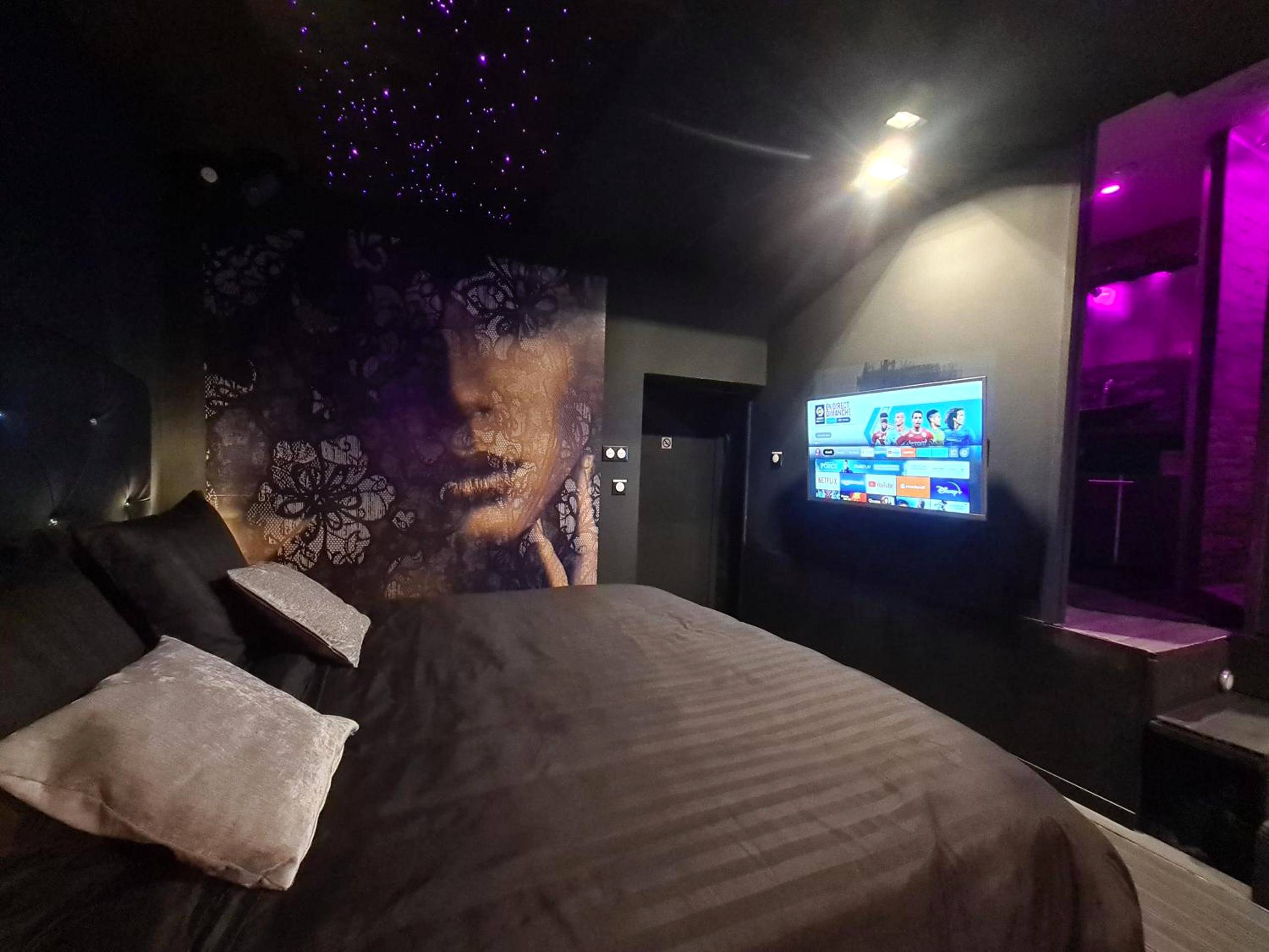 Photo du logement - Loveroom Sexyloveroom - Rivesaltes