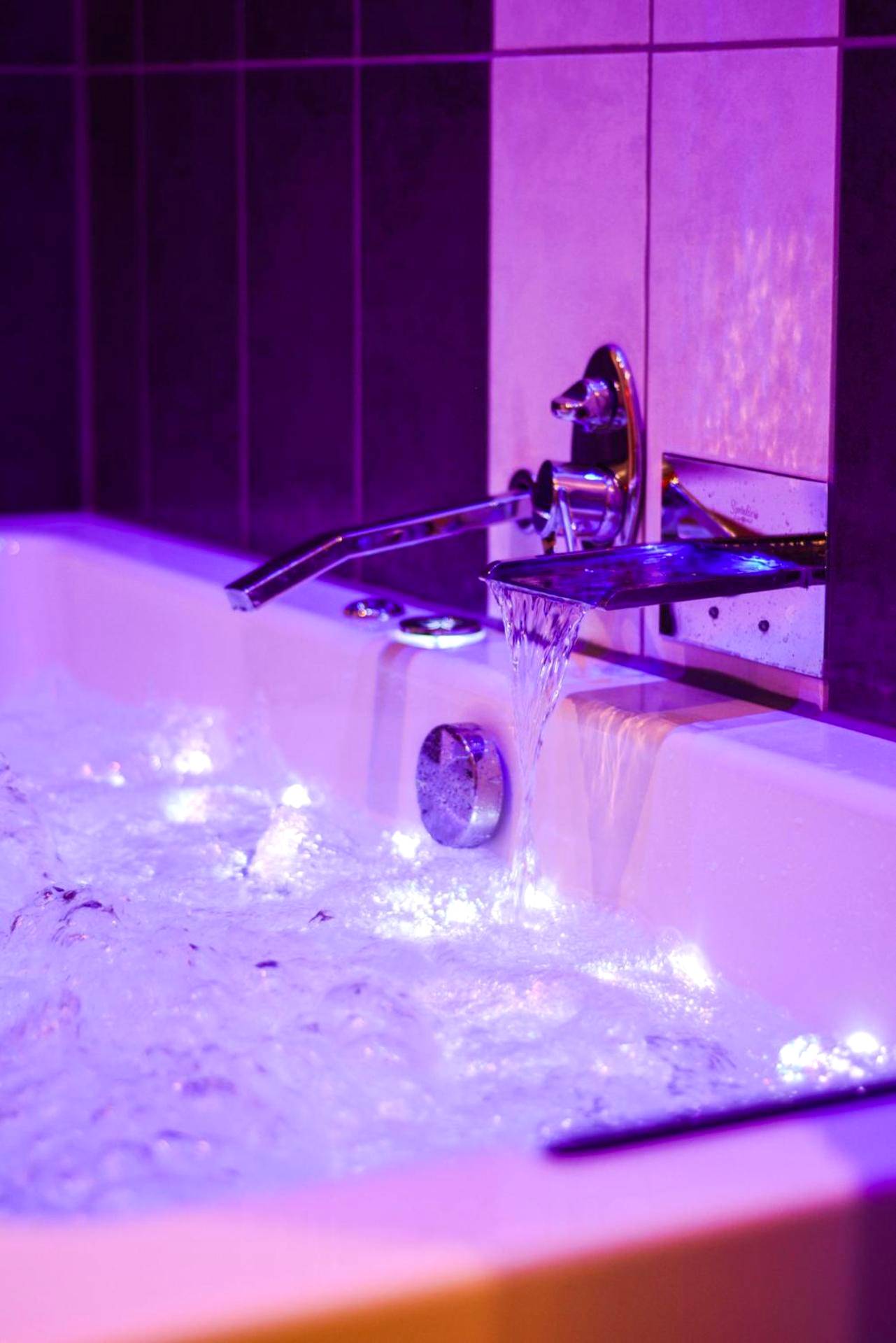 Photo du logement - Sous le Charme de Charles Sauna & Jacuzzi Nancy