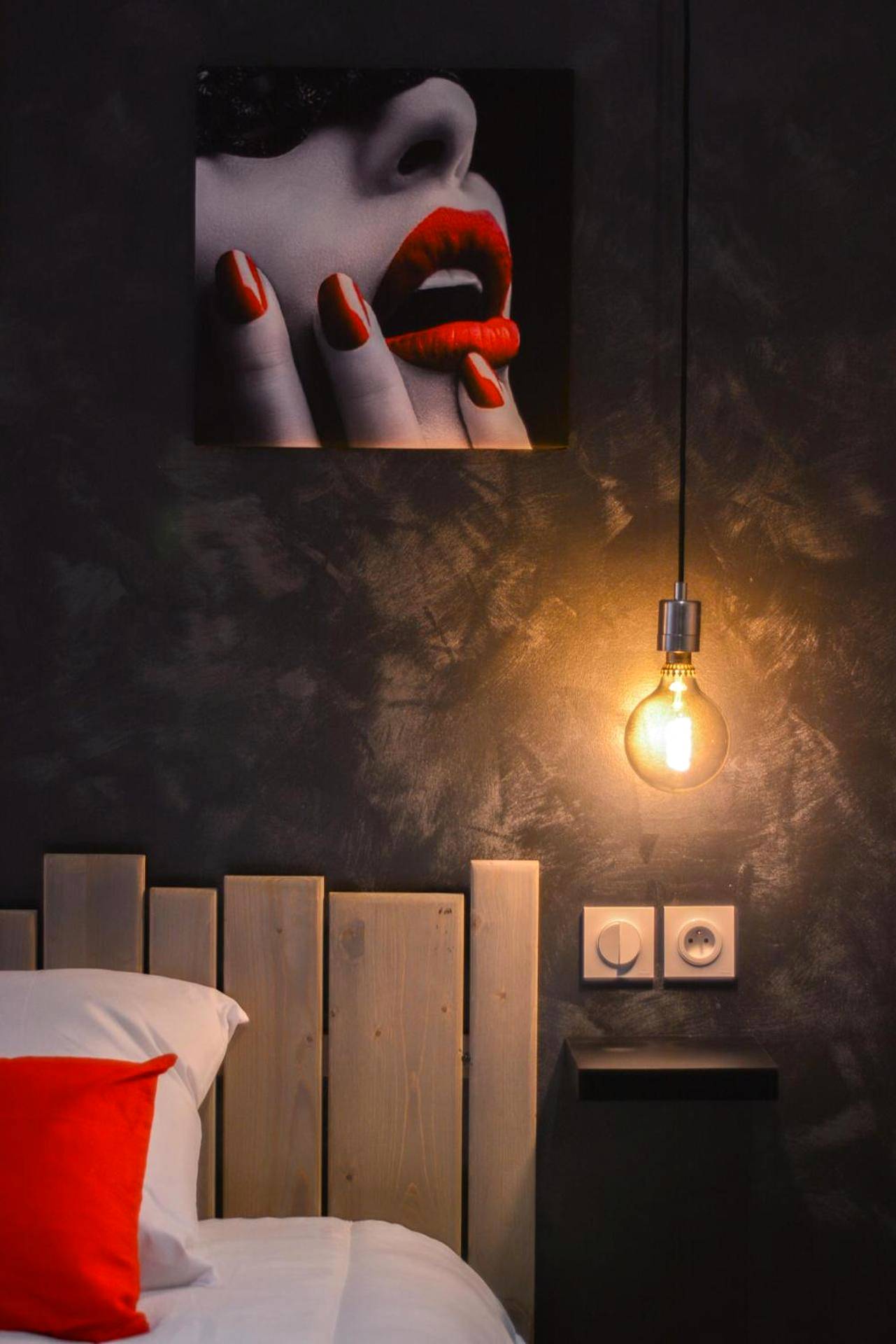 Photo du logement - Sous le Charme de Charles Sauna & Jacuzzi Nancy