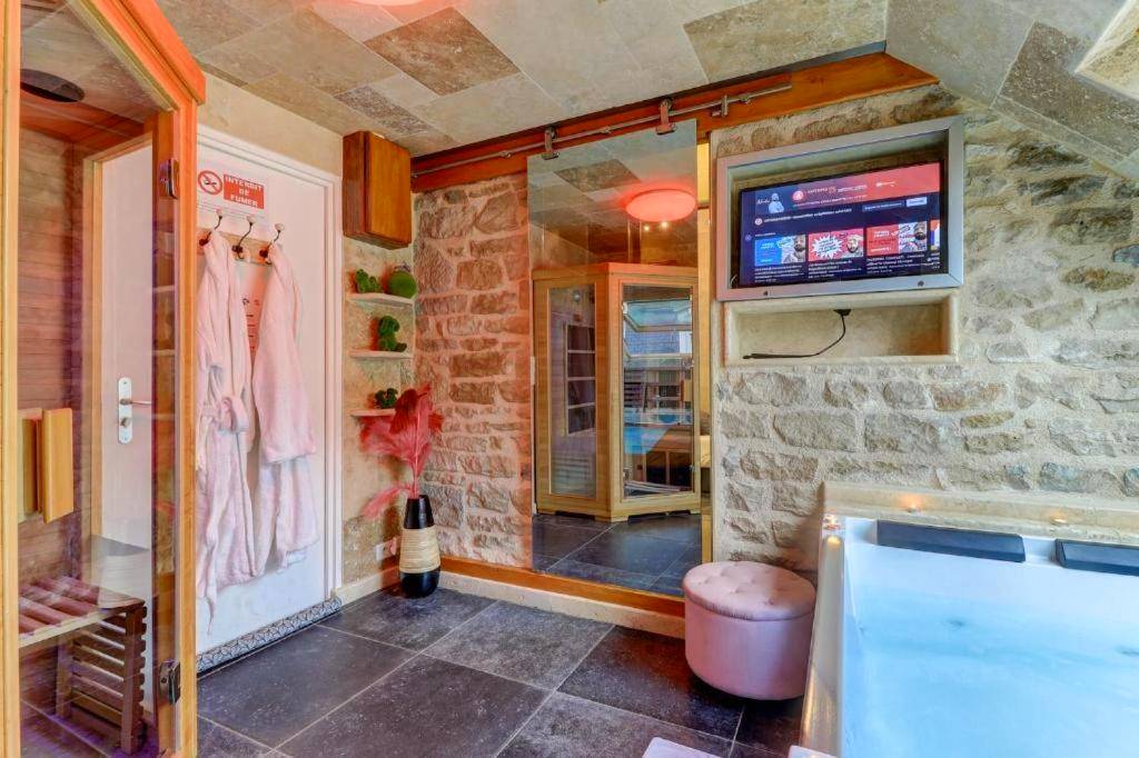 Vue interieure - Sous mon toit - Sauna & jacuzzi