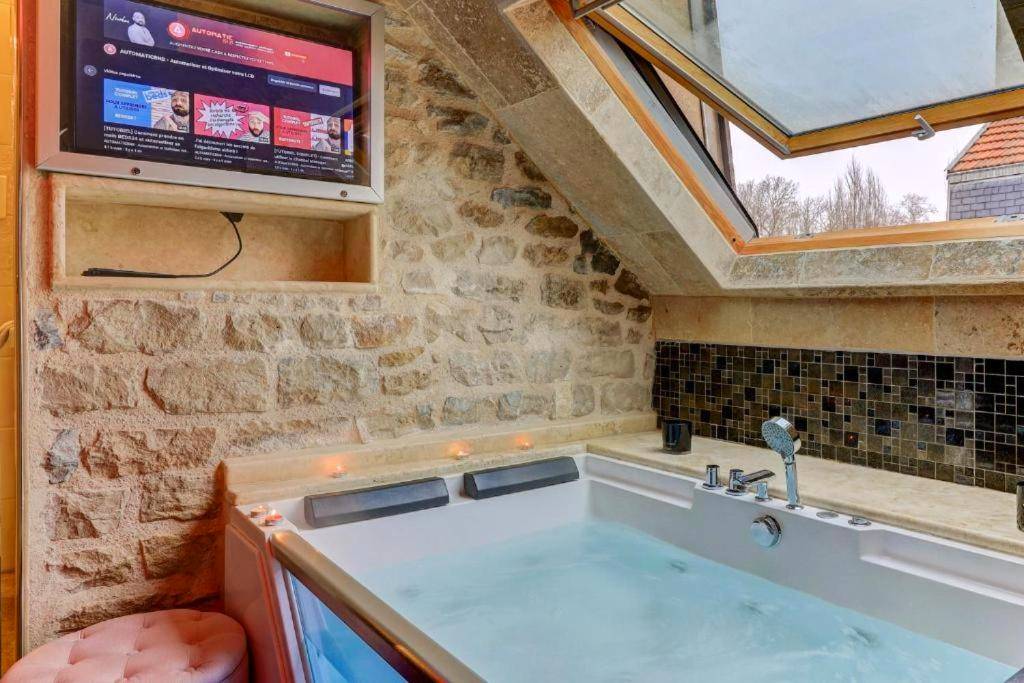 Photo du logement - Sous mon toit - Sauna & jacuzzi - Dijon