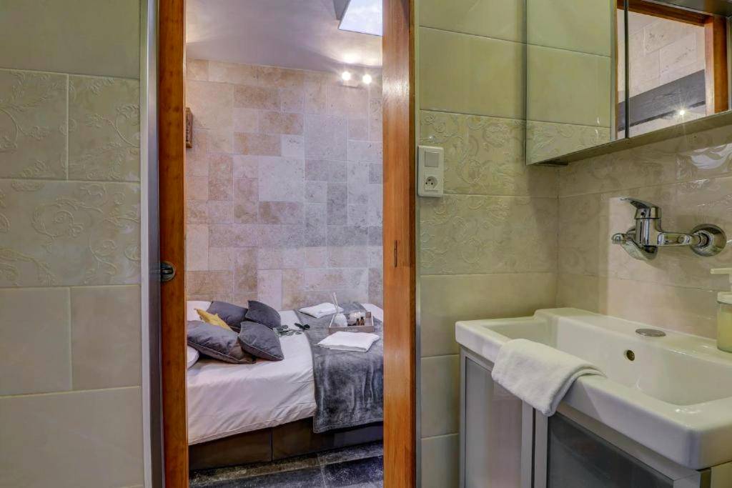 Photo du logement - Sous mon toit - Sauna & jacuzzi - Dijon