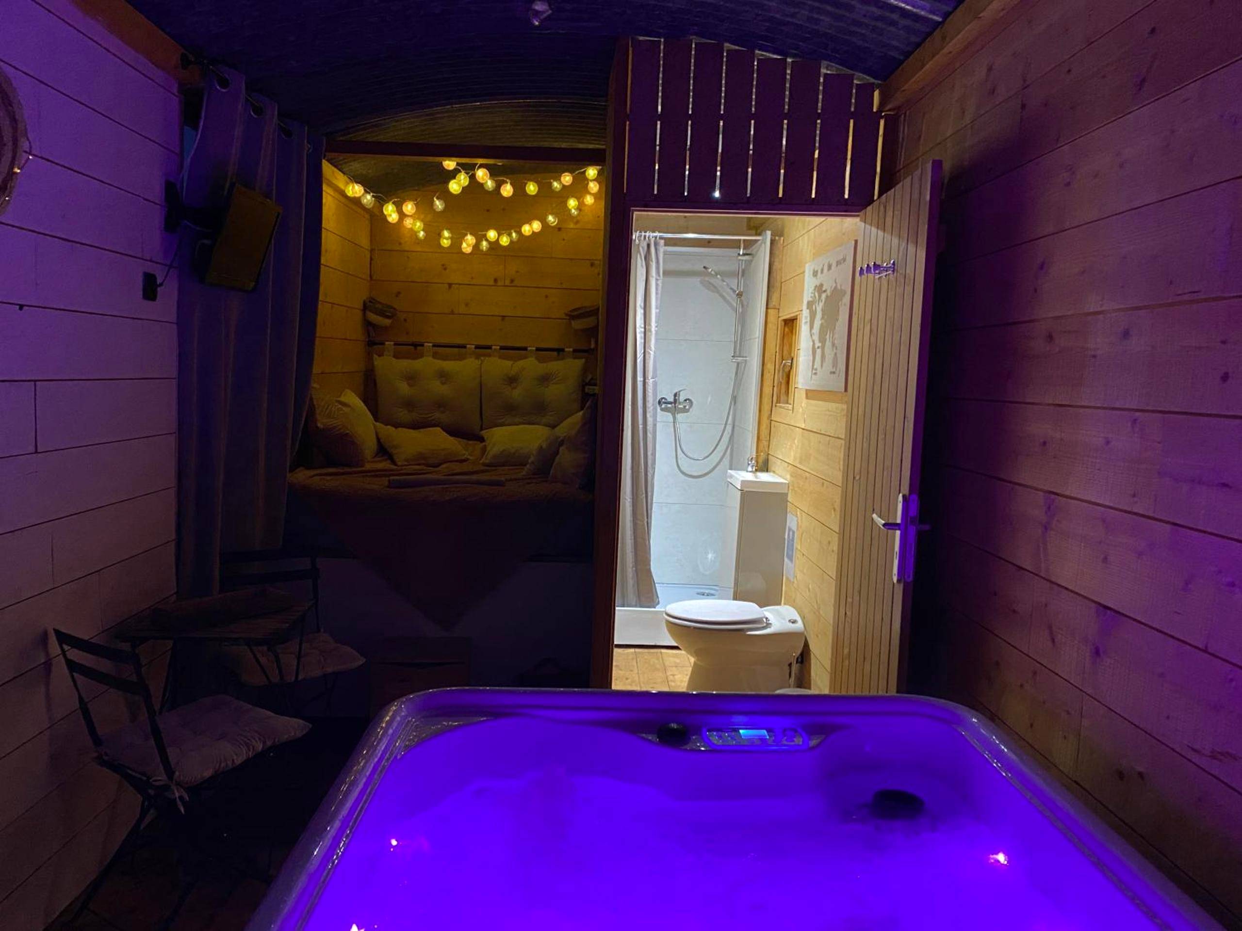 Photo du logement - Chambre avec spa privé