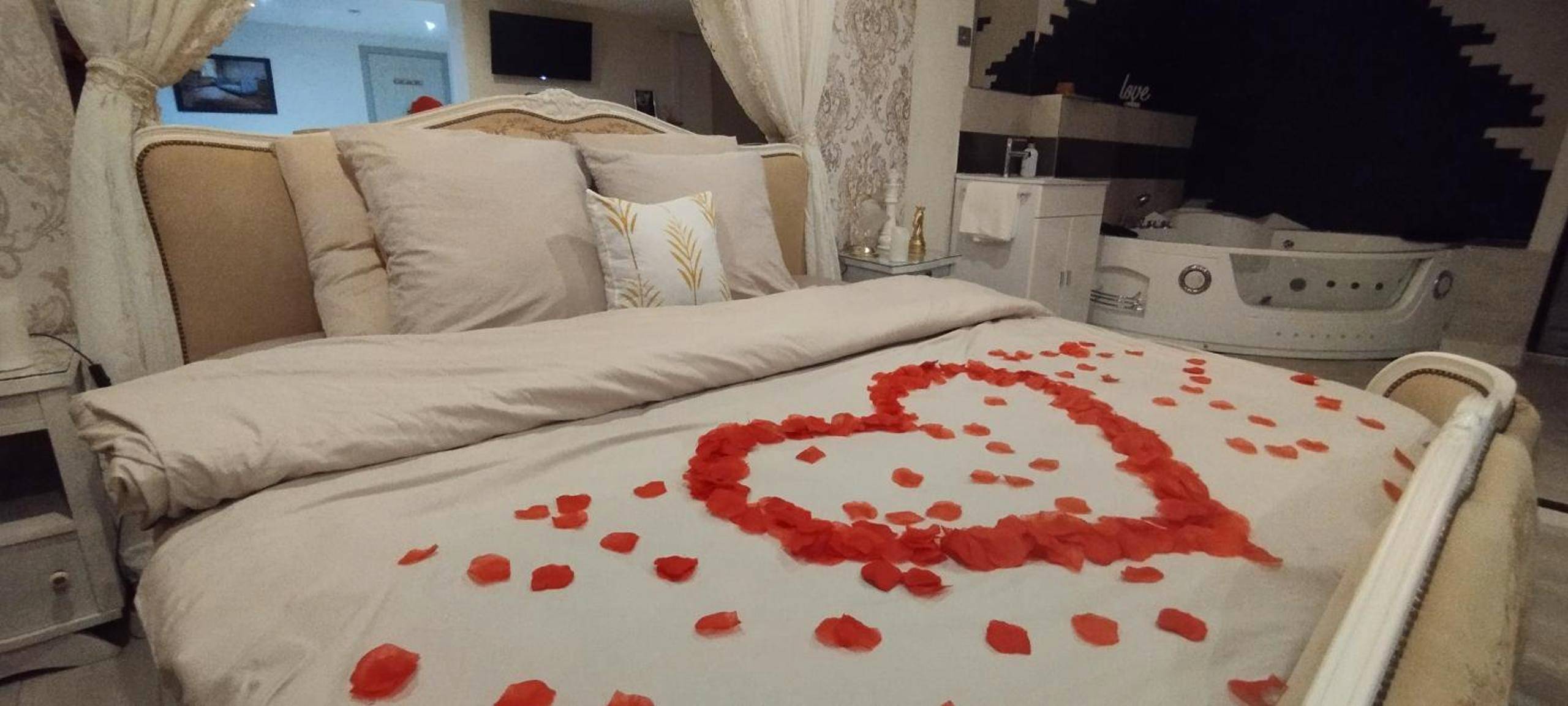 Photo du logement - Love room avec spa privatif