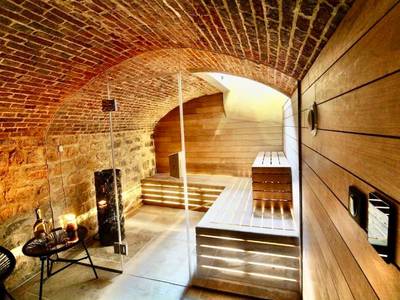 Sauna privatif sous voûte en briques - Love Room Rouen - Le Spa Beauvoisine - Jacuzzi Sauna Rouen centre Free parking