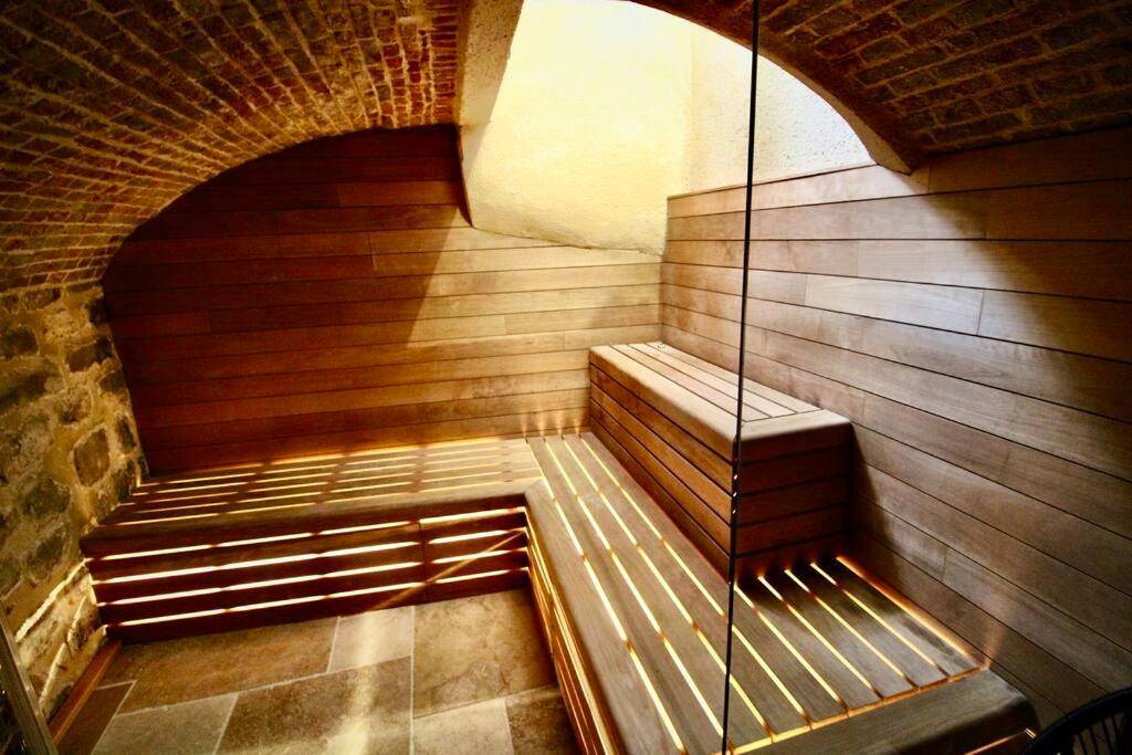 Photo du logement - Le Spa Beauvoisine - Jacuzzi Sauna Rouen centre Free parking - Rouen