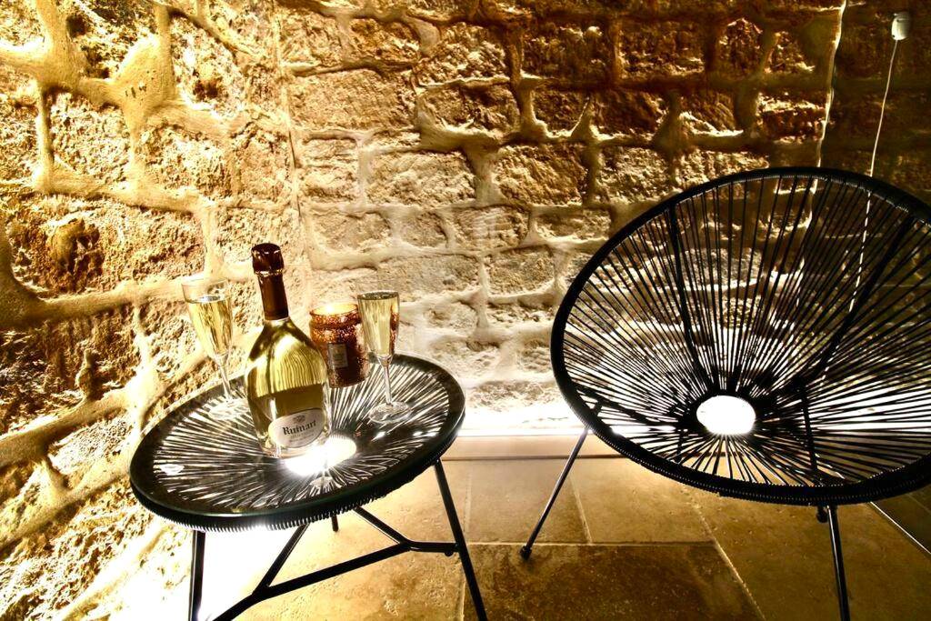 Photo du logement - Le Spa Beauvoisine - Jacuzzi Sauna Rouen centre Free parking - Rouen