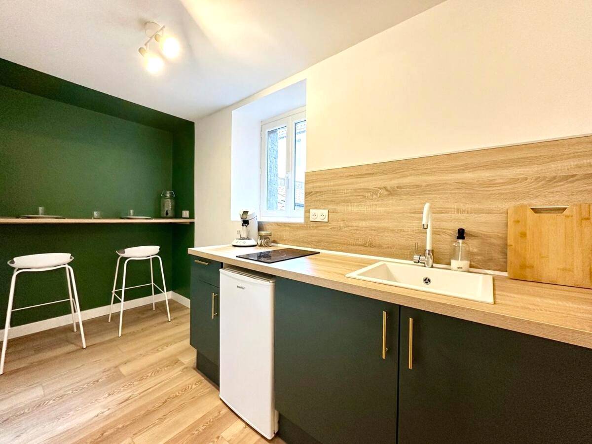 Photo du logement - Le SPA Étoilé - Baignoire Balnéo et Sauna Privatif