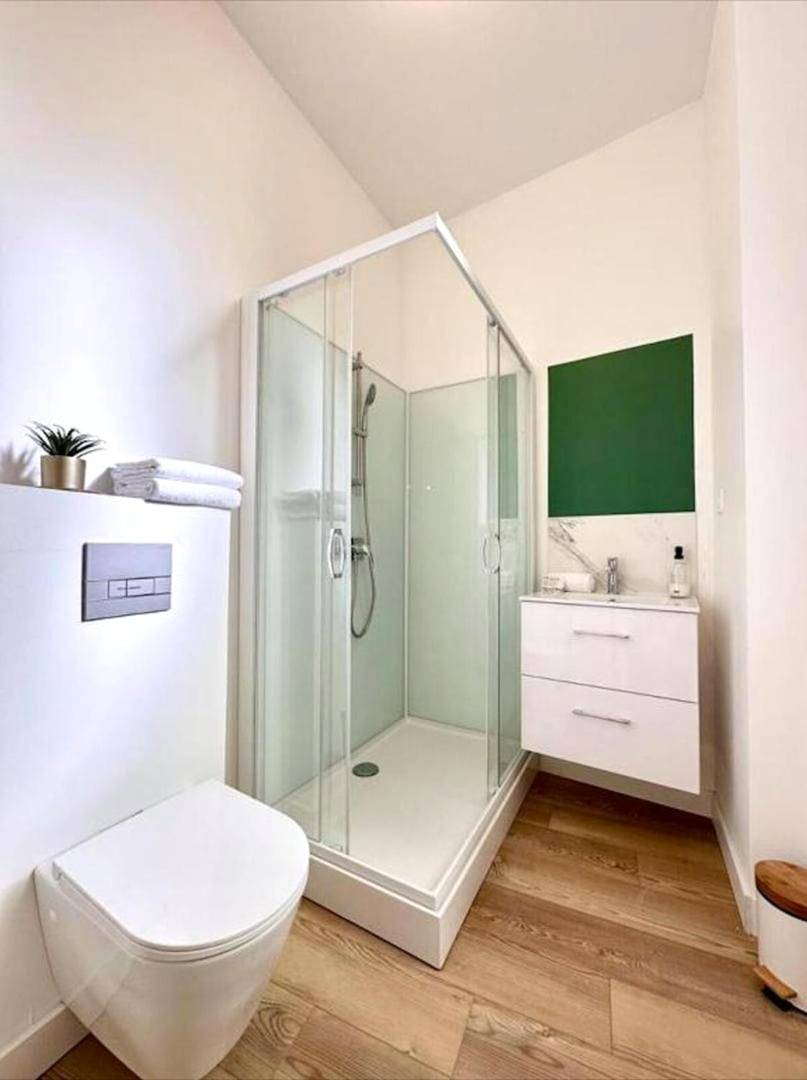 Photo du logement - Le SPA Étoilé - Baignoire Balnéo et Sauna Privatif - Mont - de - Marsan