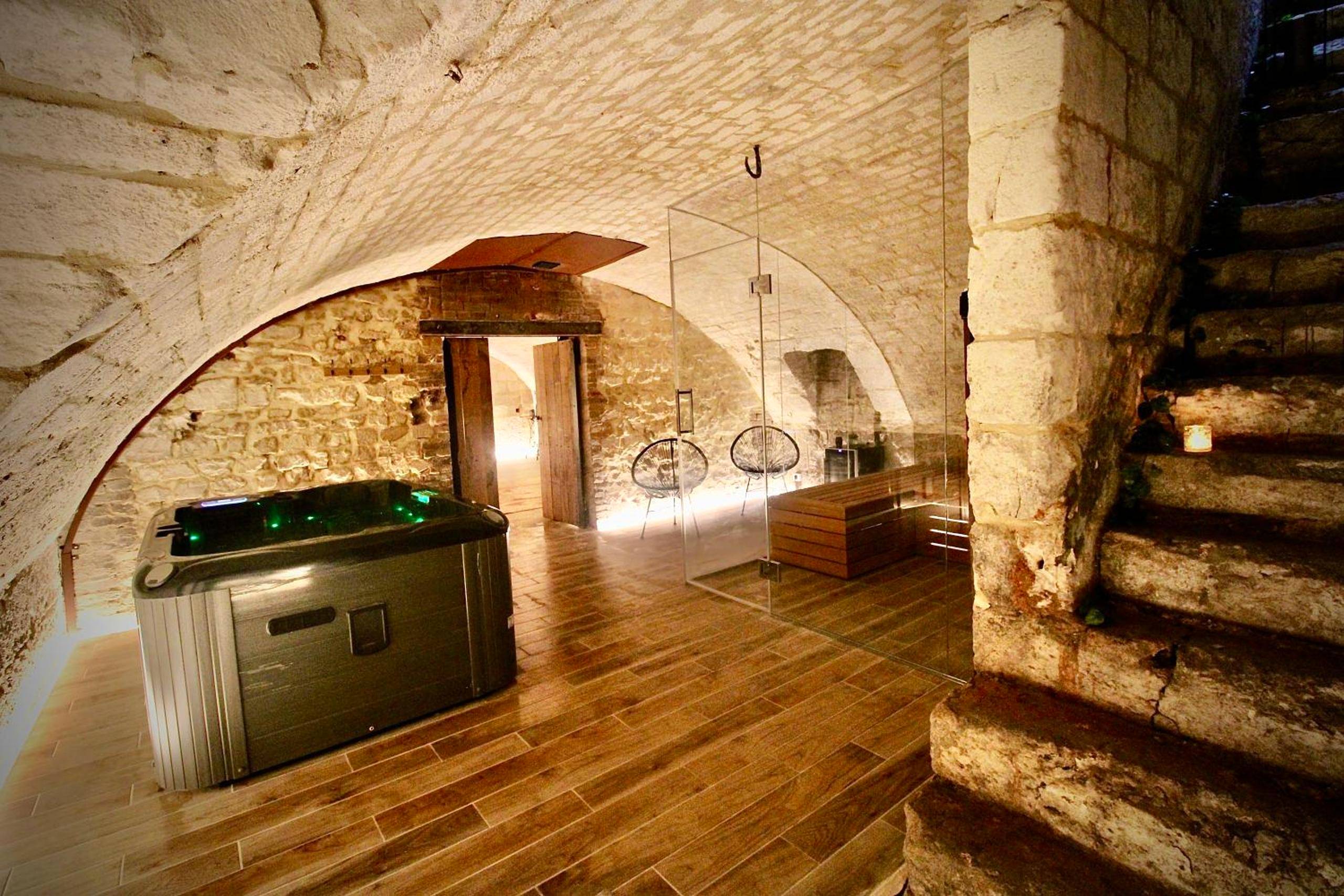 Espace bien - être avec jacuzzi et sauna - Spa Gaalor***** - Jacuzzi & Sauna à Rouen