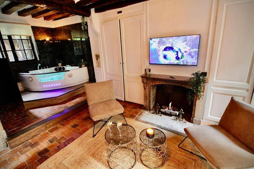 Photo du logement - Le Spa Gustave - Sauna, Jacuzzi & Terrasse à Rouen