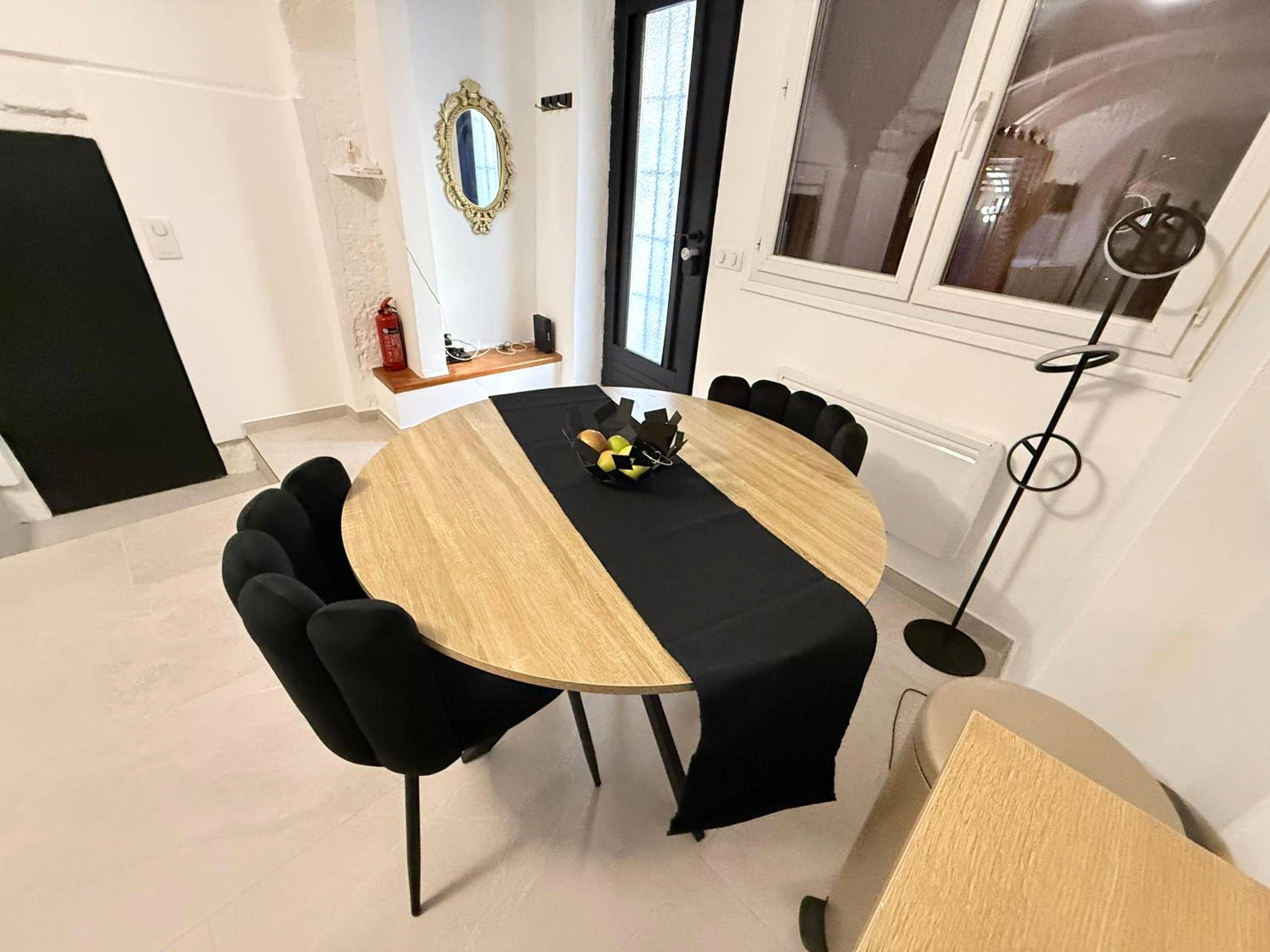 Photo du logement - Suite Privative Spa Jacuzzi Sauna - Proche Montpellier