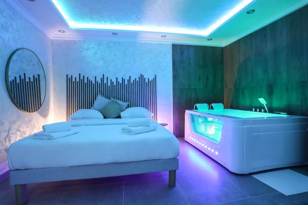 Vue du logement - Love Room Strasbourg - Spa Appartement Jacuzzi Privé Strasbourg