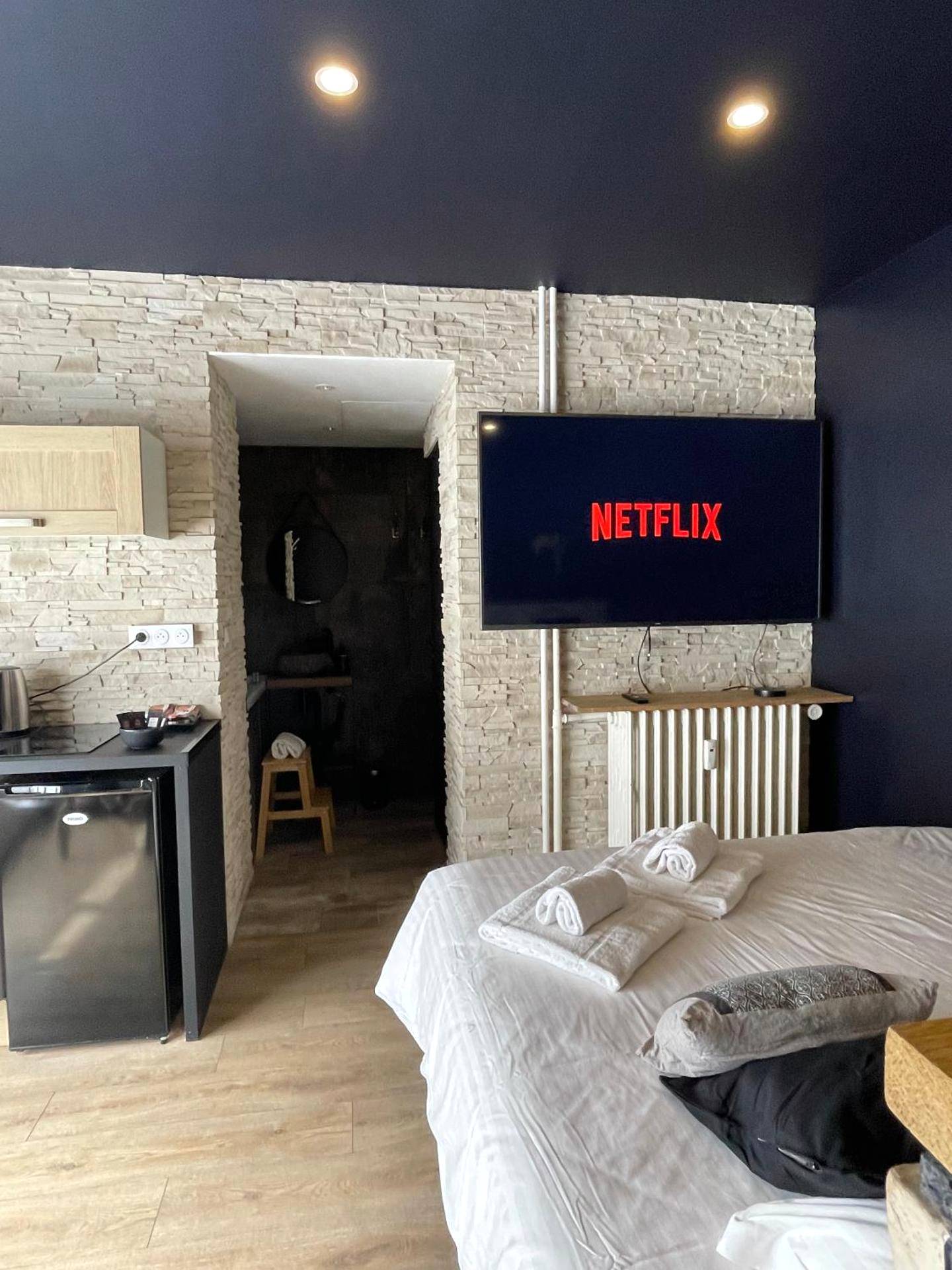 Photo du logement - Spa & Love - Balnéo - Queen size - Cocooning - Aulnat