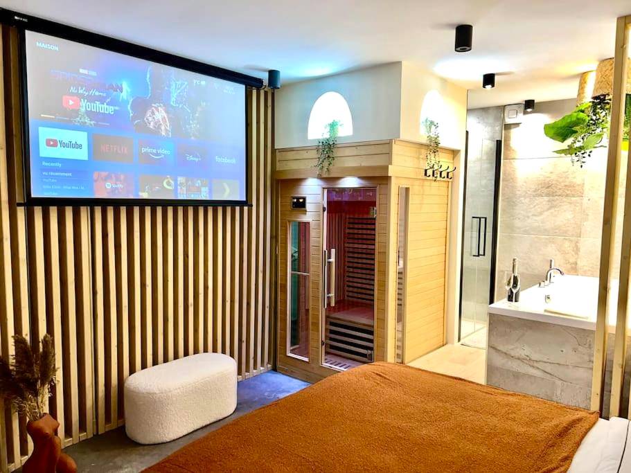 Photo du logement - Spa - Sauna privatif plein centre