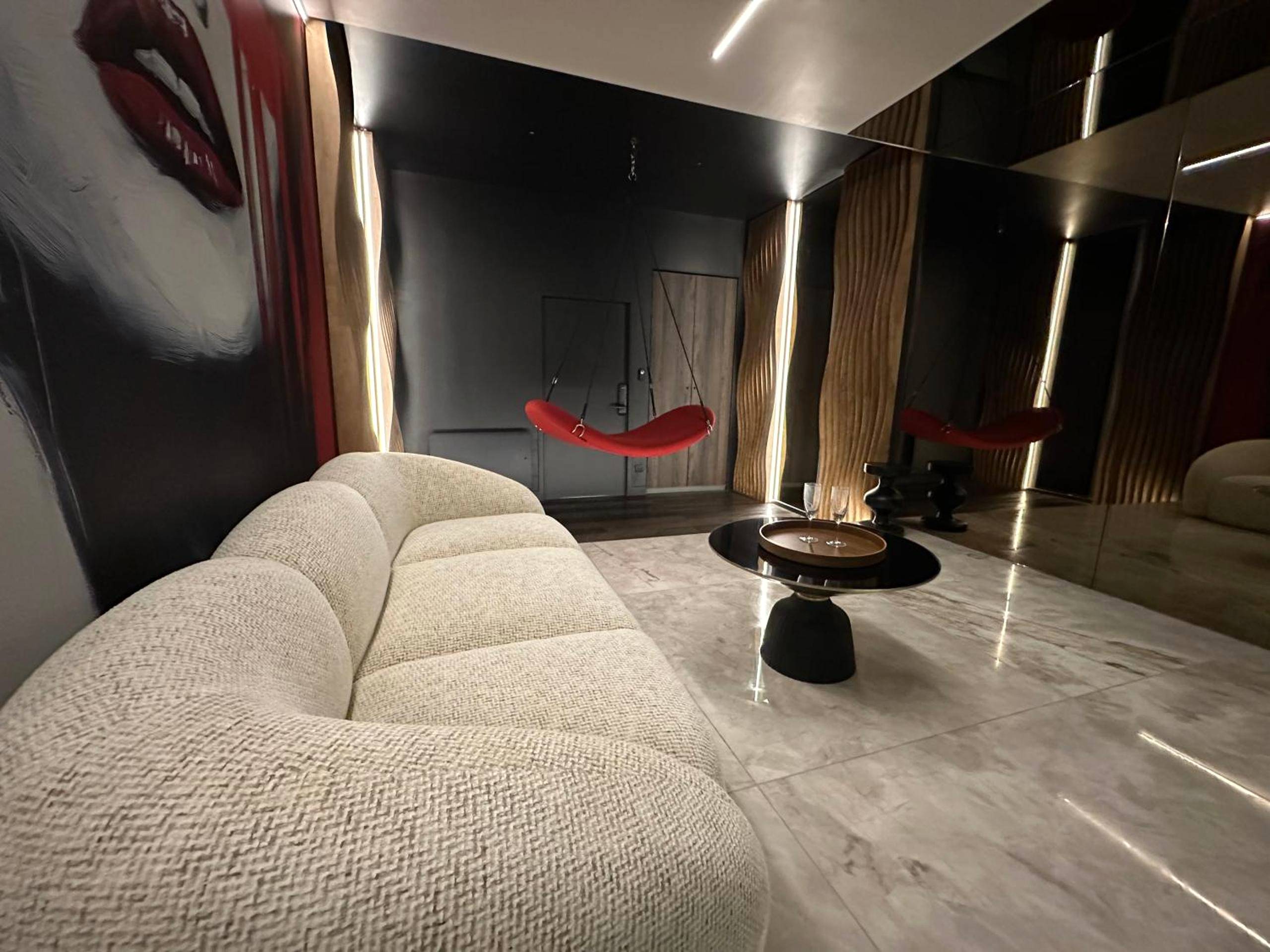 Photo du logement - Spa privé XXL dans cave Voûtée - Suite Luxe Romantique