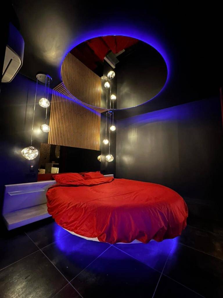 Photo du logement - Spa privé XXL dans cave Voûtée - Suite Luxe Romantique