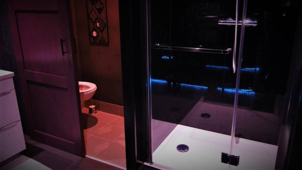 Photo du logement - Love room Sparadis Laval 53 Studio avec jacuzzi privatif - Laval
