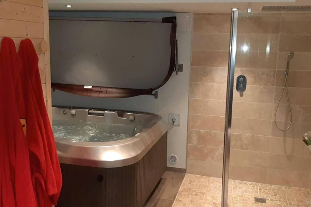 Photo du logement - Les SPAS Insolites - Le SPA du Moulin