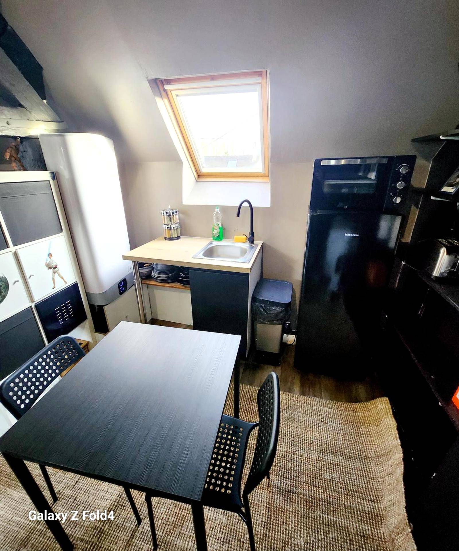 Photo du logement - StarWars SAUNA Jacuzzi balneo à 10 minutes de Disneyland - Condé - Sainte - Libiaire