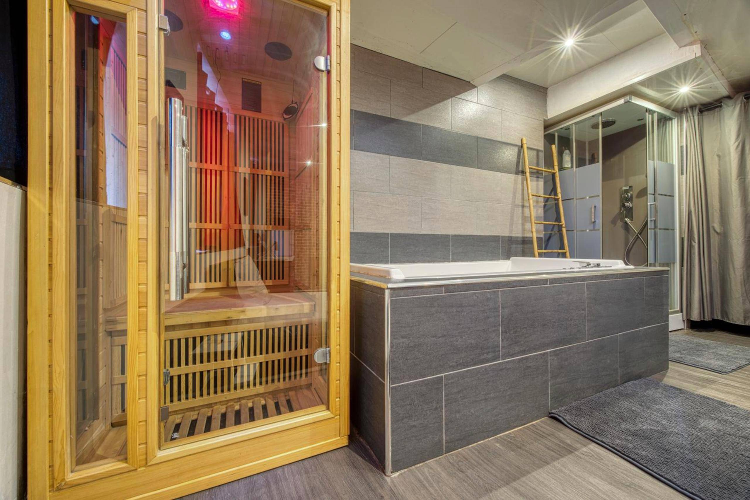 Autre vue interieure - street Loft with sauna - Saint - Étienne