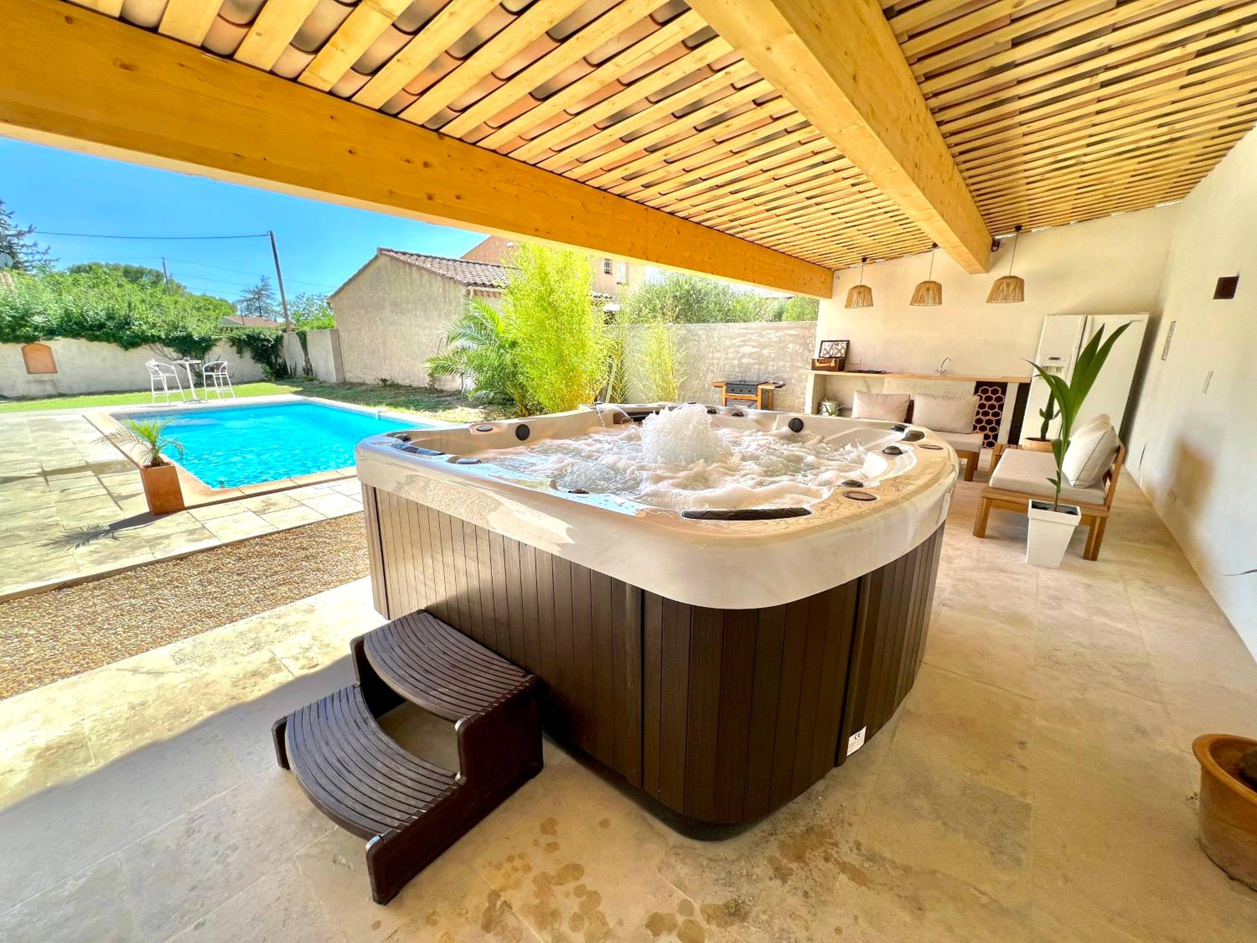 Photo du logement - Studio avec jacuzzi et piscine