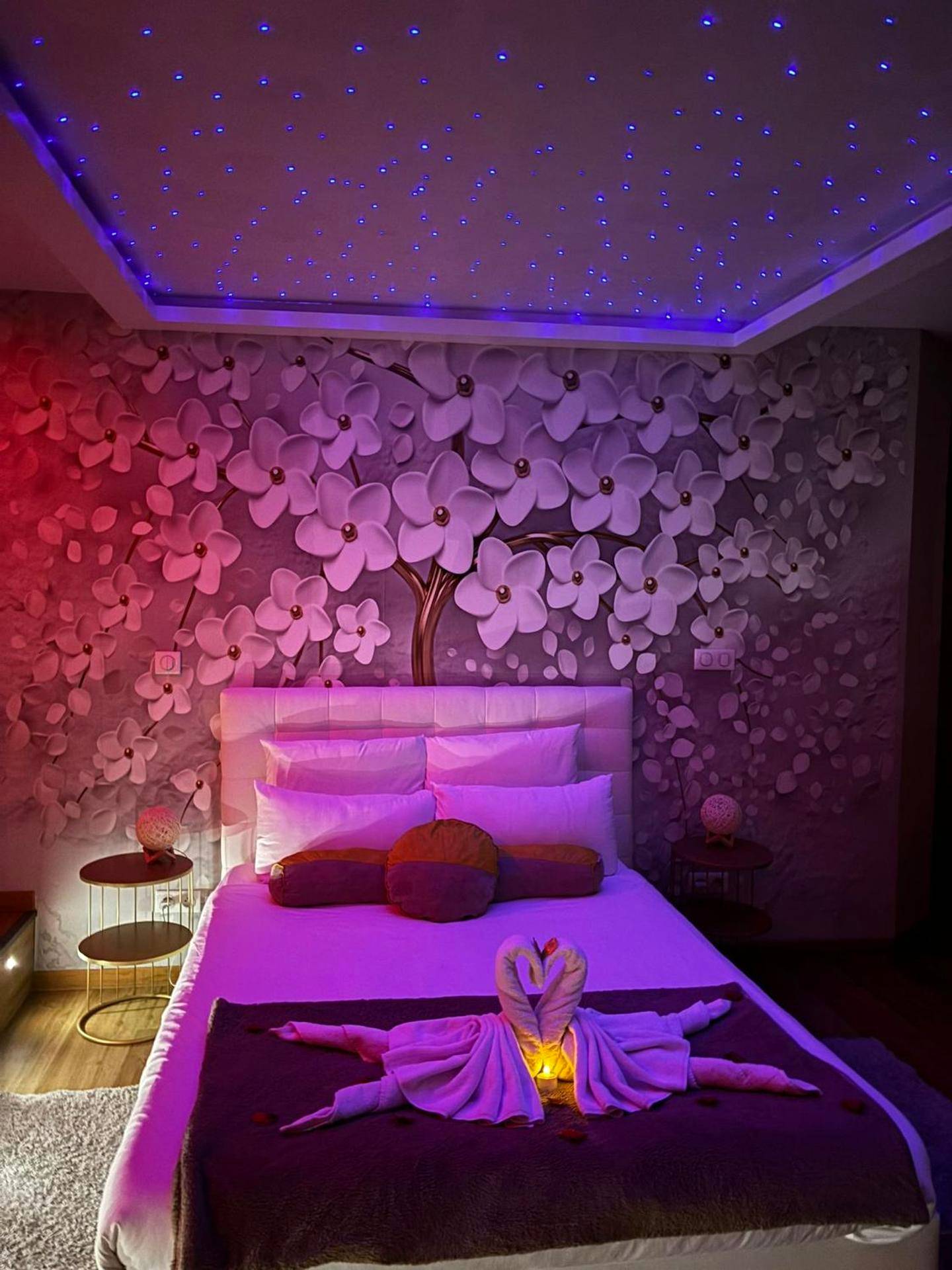 Photo du logement - Studio Love room Spa Baignoire double La Ciotat Centre port