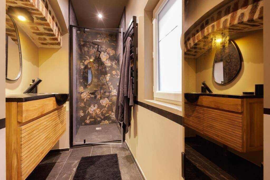 Photo du logement - La suite du 21 - jacuzzi - sauna - centre ville