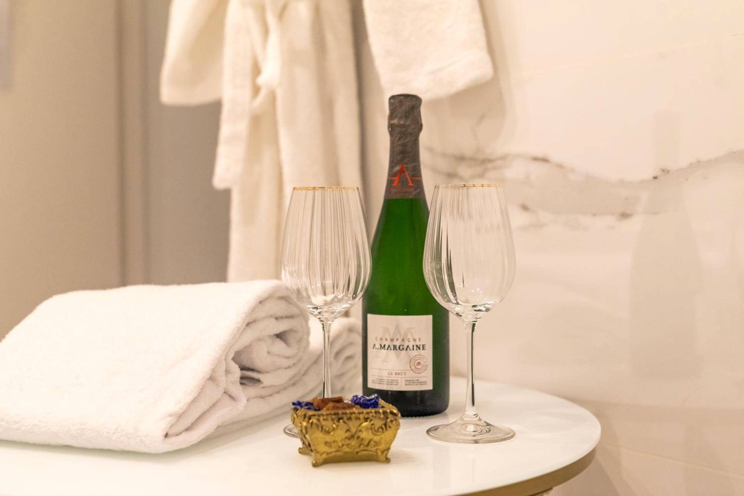 Vue du logement - Suite 50 Nuances avec Balnéothérapie pour 2