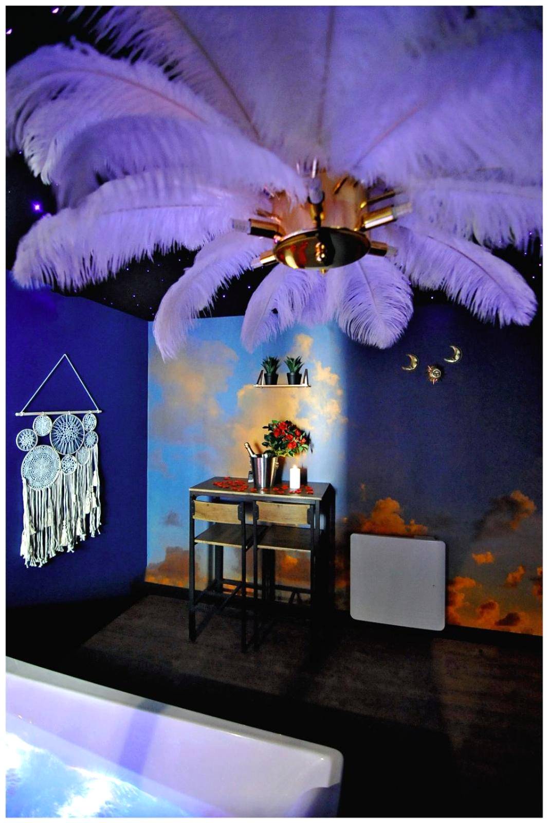 Photo du logement - La Suite 7ième ciel étoilé, SPA XXL, Lit sous les étoiles, 5 min centre