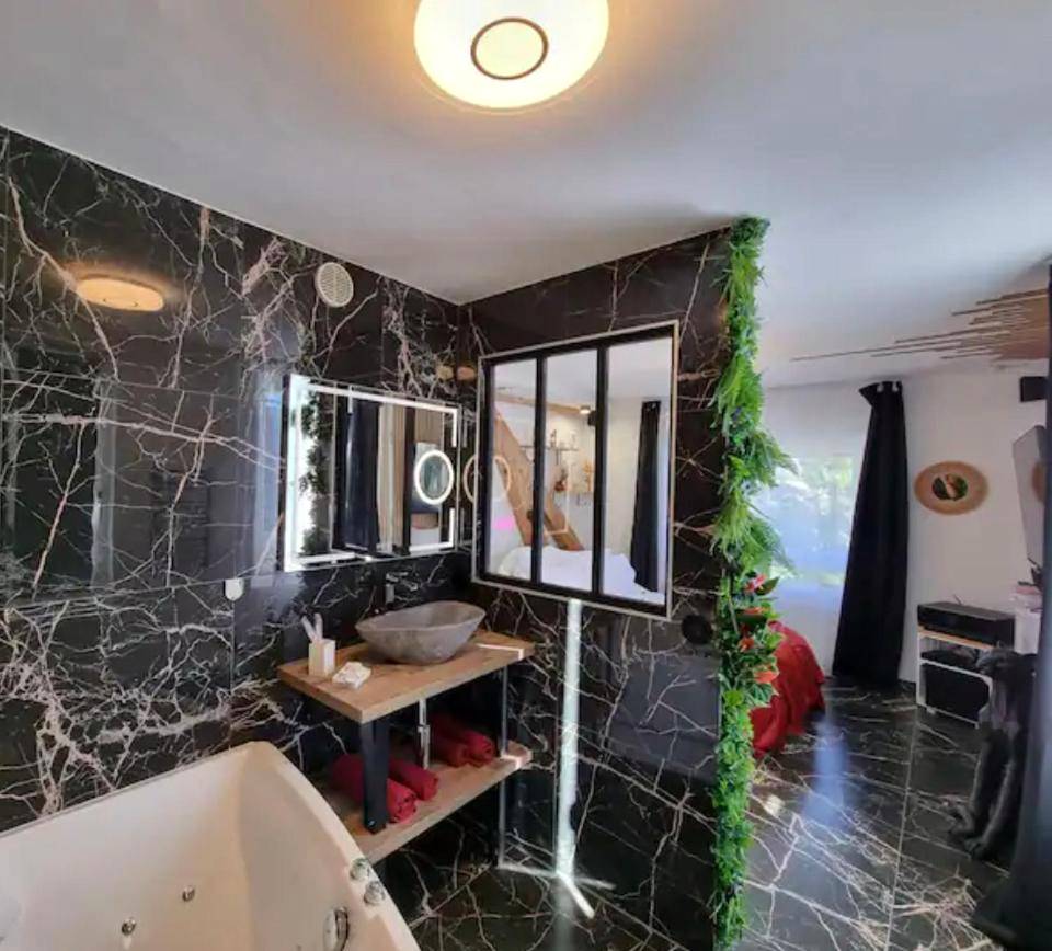 Photo du logement - La Suite - Romantique Room