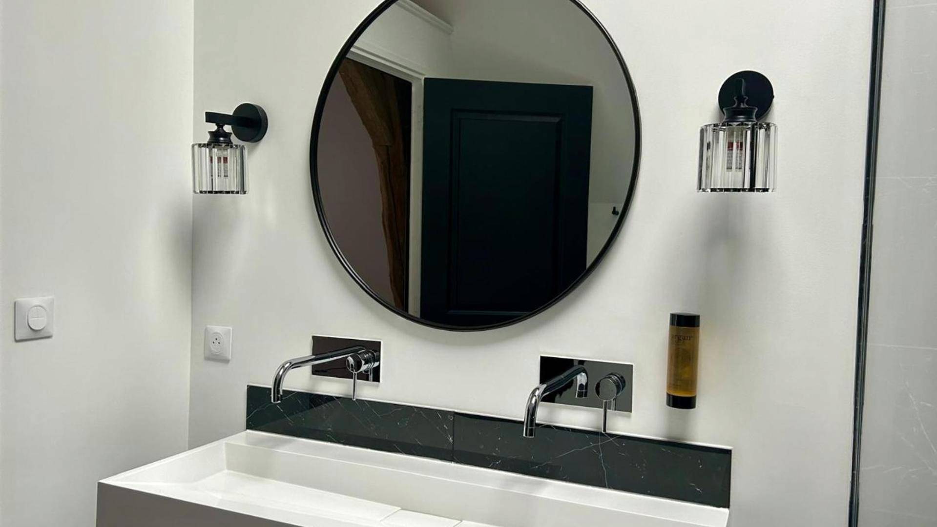 Photo du logement - La suite Baroque jacuzzi au cœur du château de Boissettes - Melun