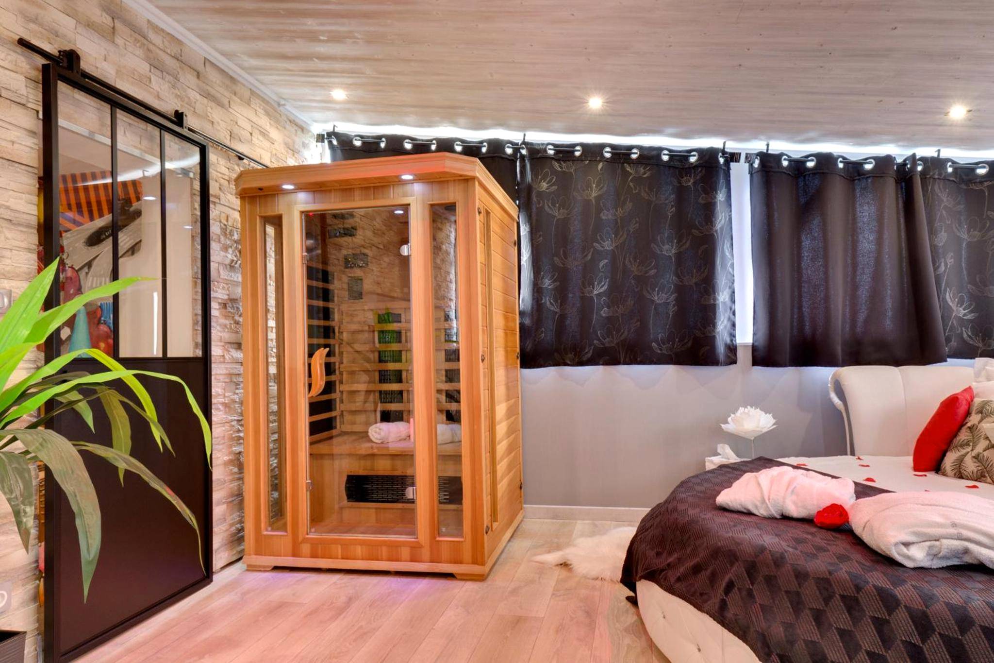 Photo du logement - SUITE BROOKLYN JACUZZI - Vichy