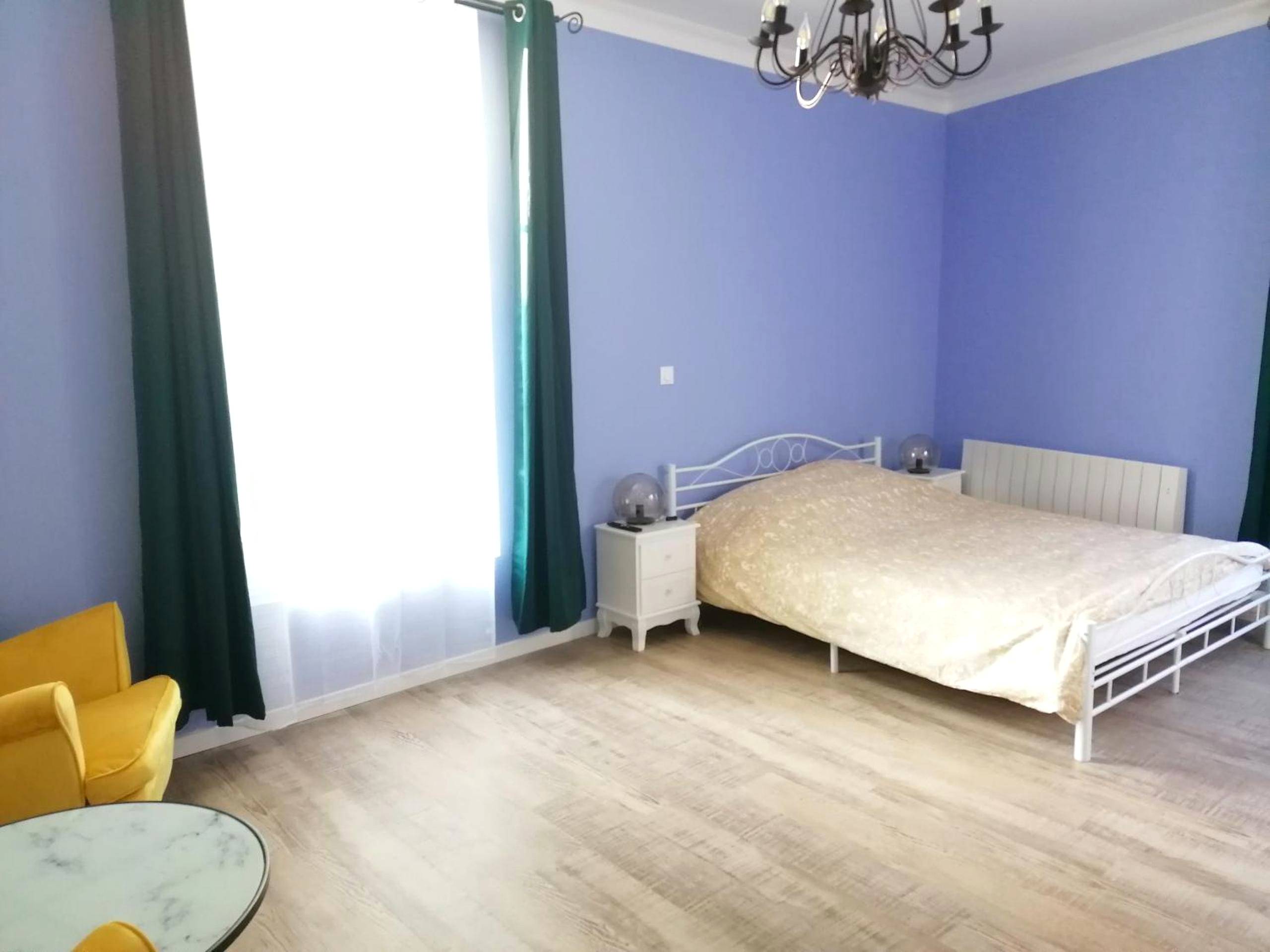Photo du logement - Suite Bubbles Spa - Luxe - Centre Ville - calme - wifi