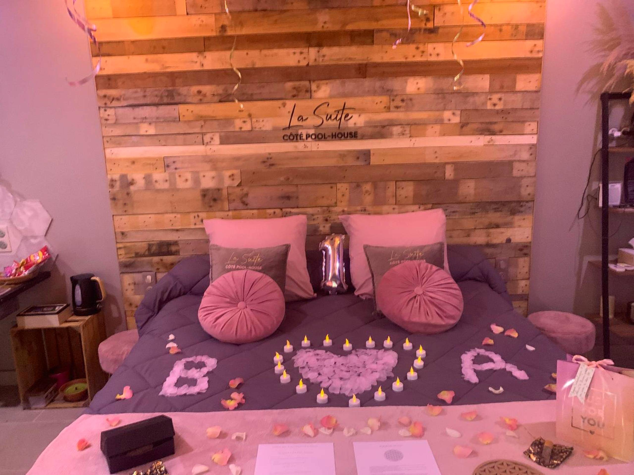 Photo du logement - La Suite Côté Pool - House Piscine, Sauna & Jacuzzi privatifs