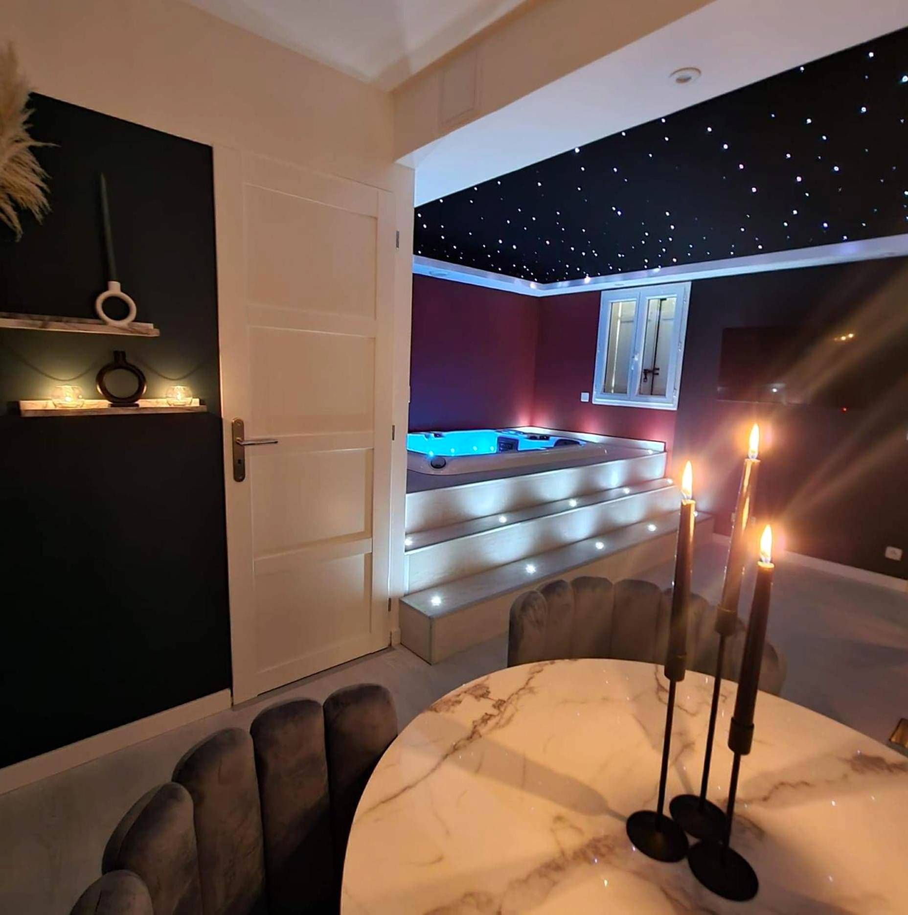 Autre vue interieure - Suite cristal LovingSpa avec jacuzzi privatif - Lignières - de - Touraine