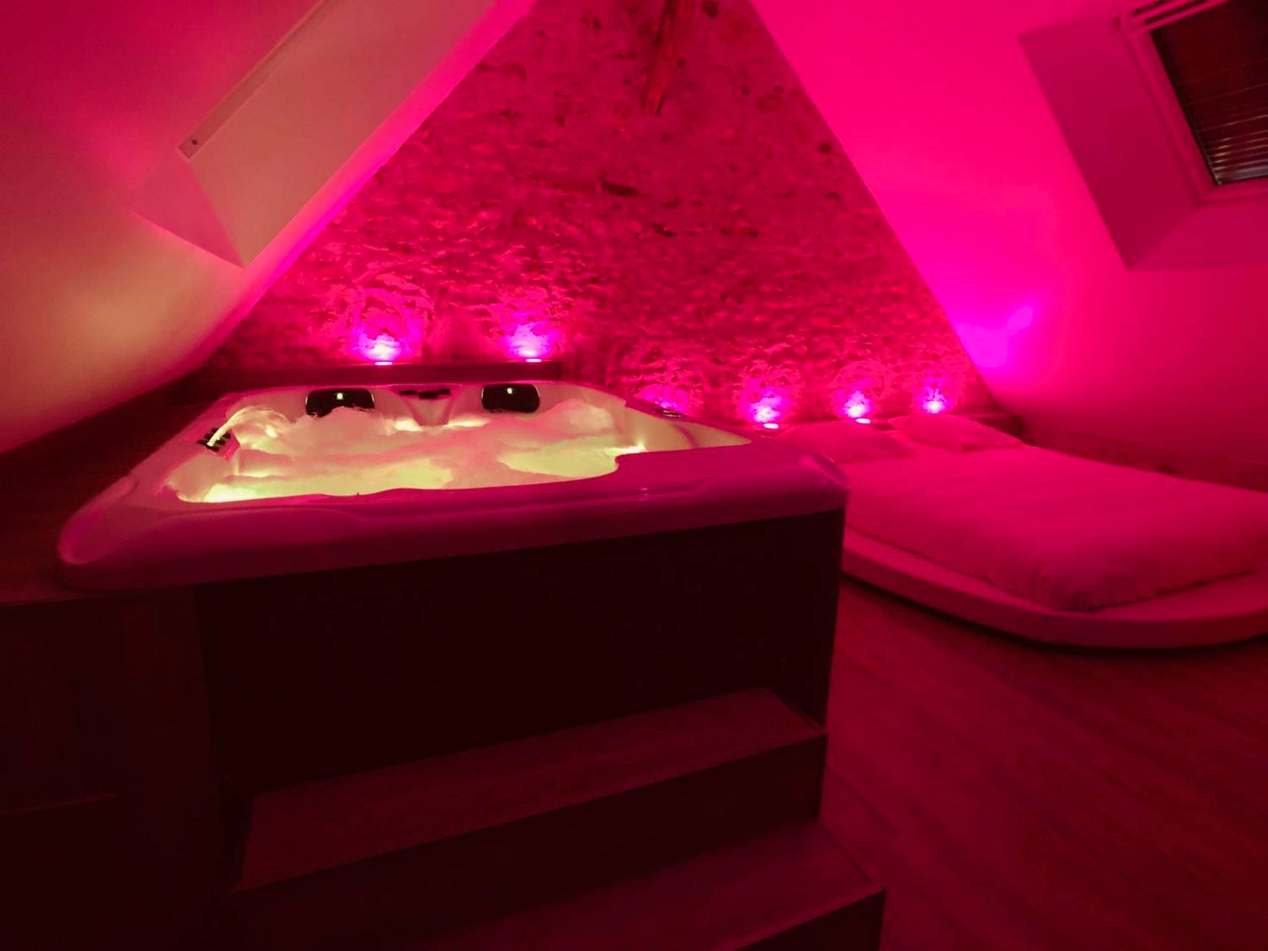 Photo du logement - Suite Cupidon - Domaine des trois châteaux