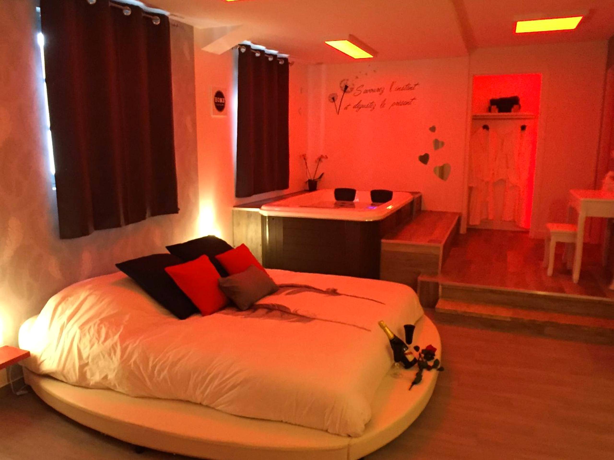 Photo du logement - Suite Cupidon - Domaine des trois châteaux - Melun