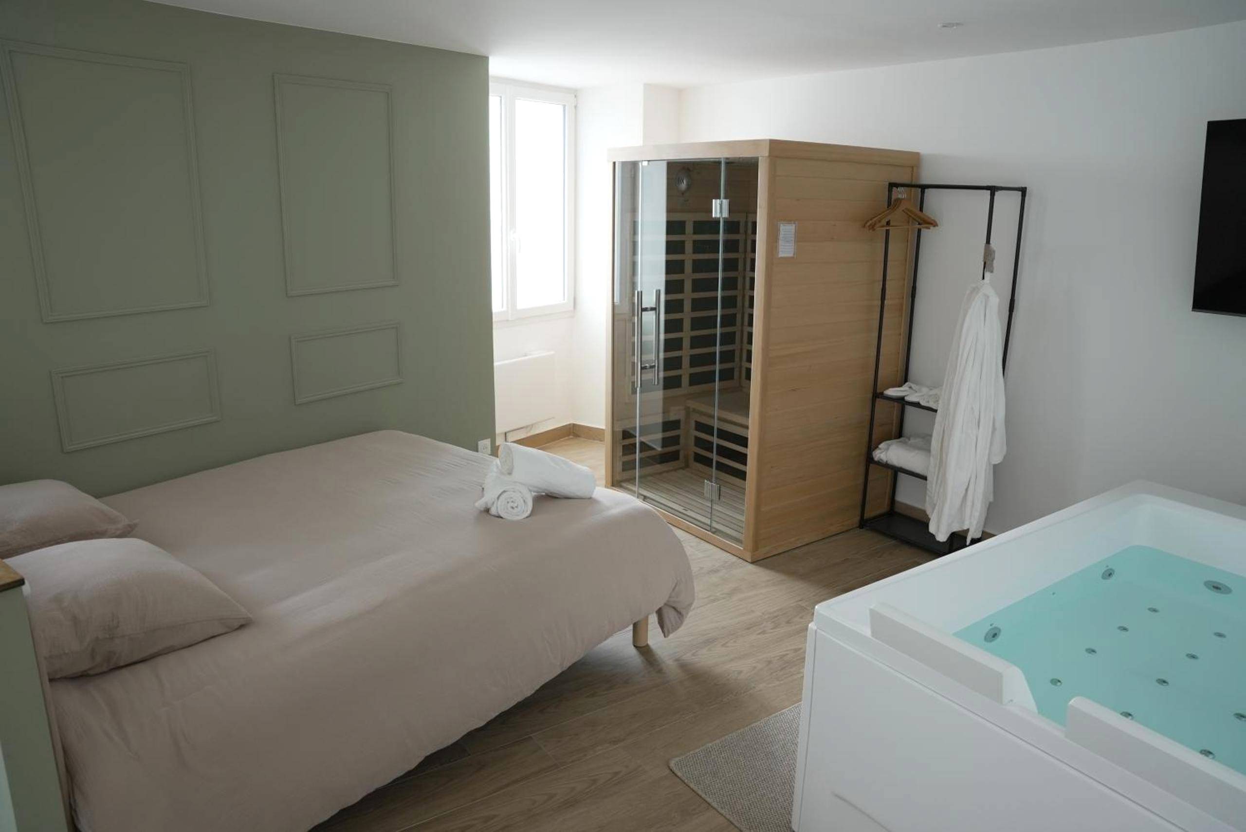 Photo du logement - Suite Détente - Spa & Sauna - Étampes