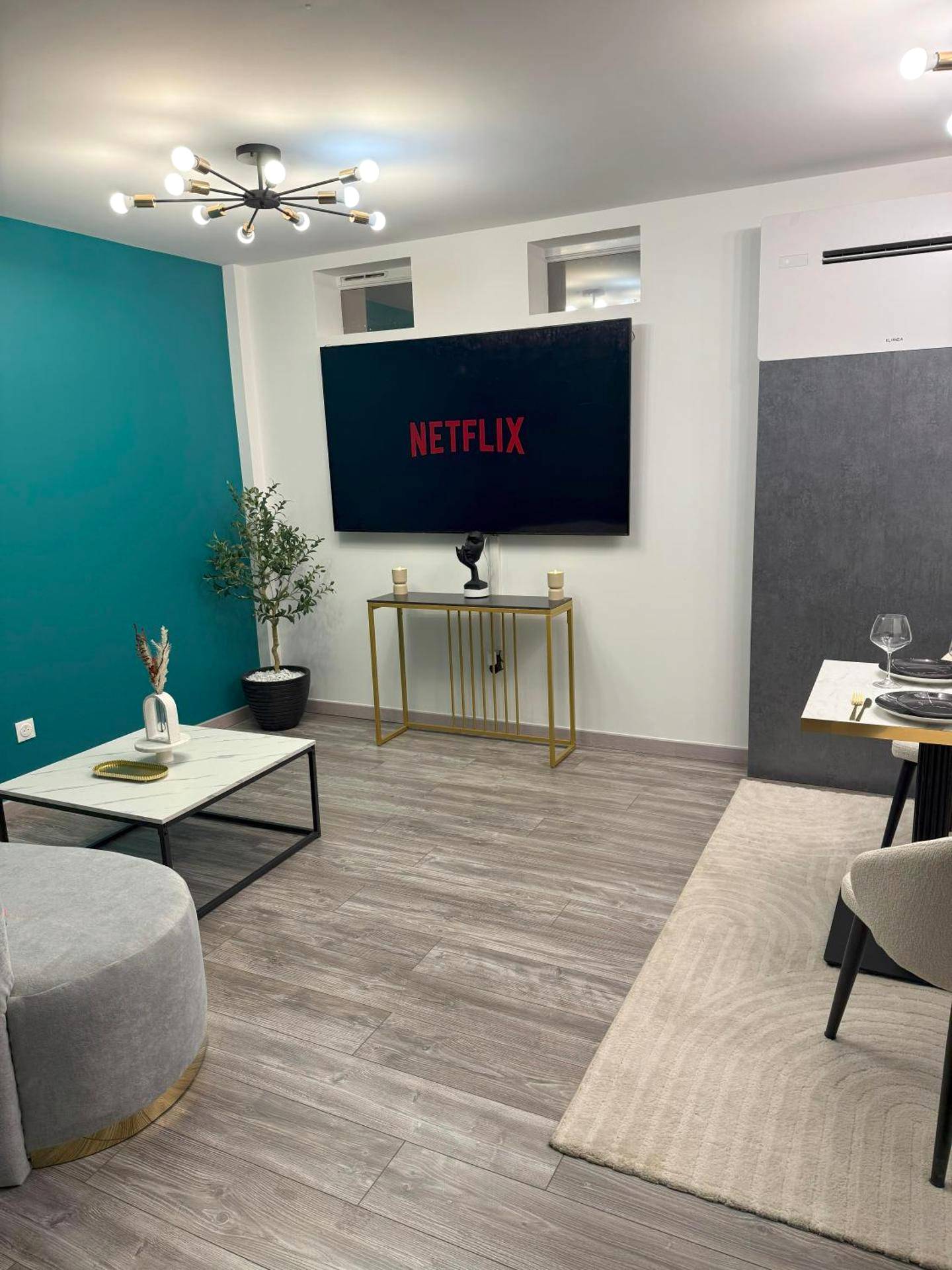 Photo du logement - La Suite Genève Gaillard - Jacuzzi Privé & Séjour Luxe - Gaillard