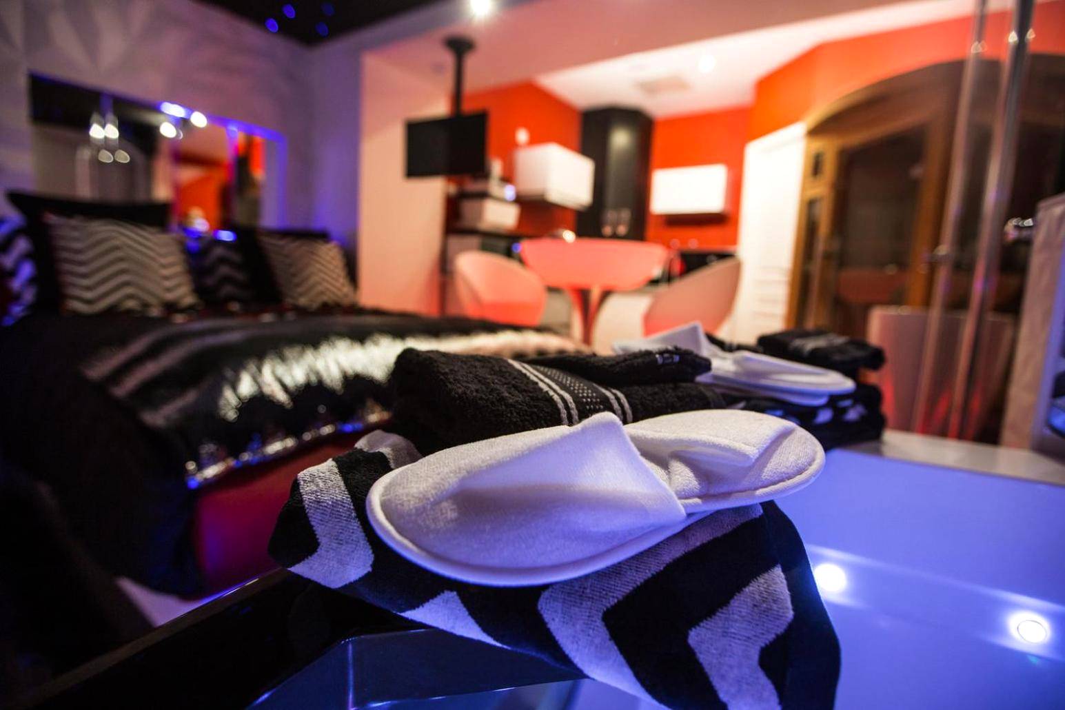Autre vue interieure - Suite Glamour & Spa - Dijon