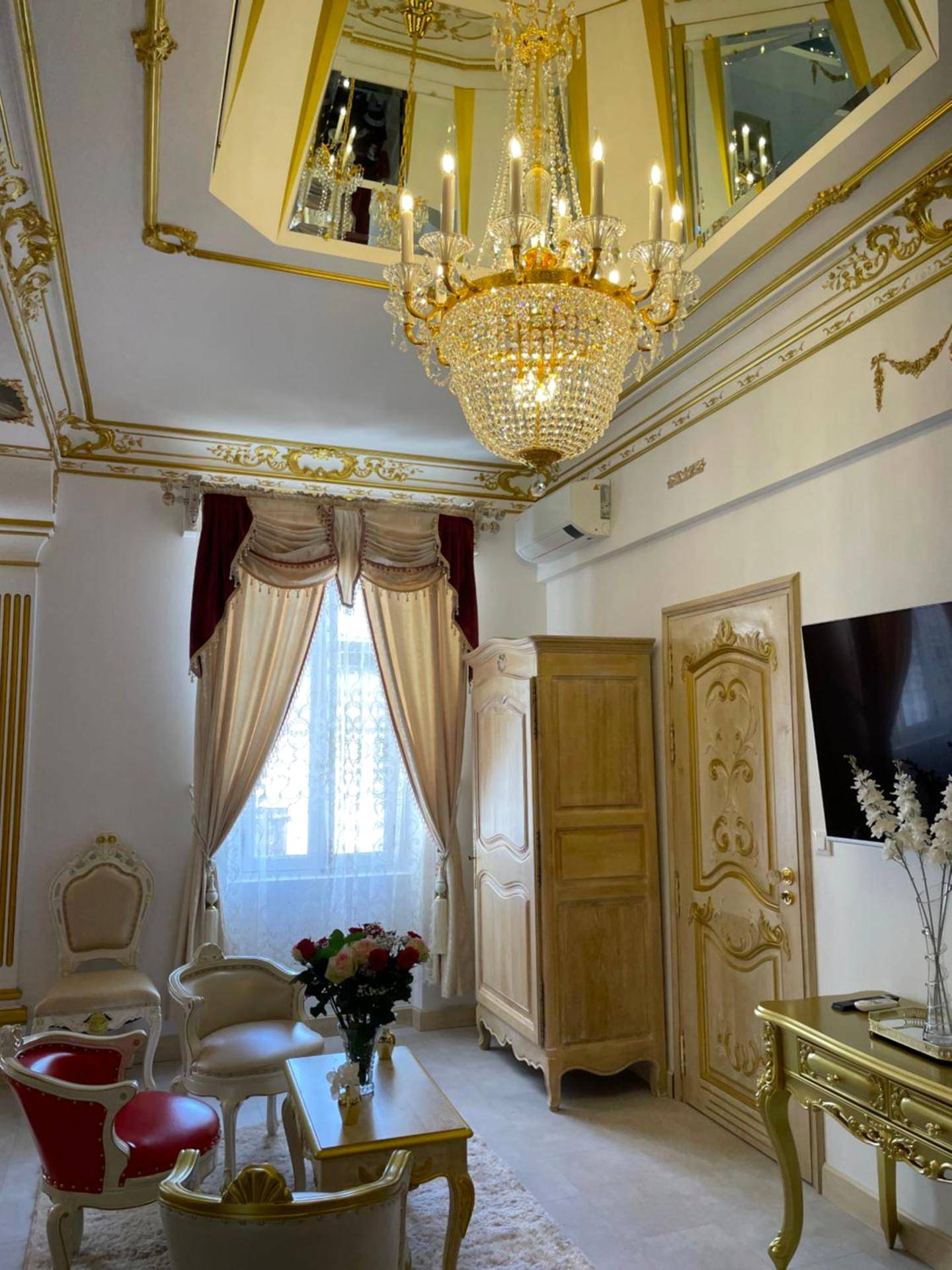 Vue du logement - Suite Impériale Église du Couvent