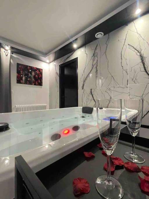 Vue du logement - Suite avec Jacuzzi privé 20min de Paris
