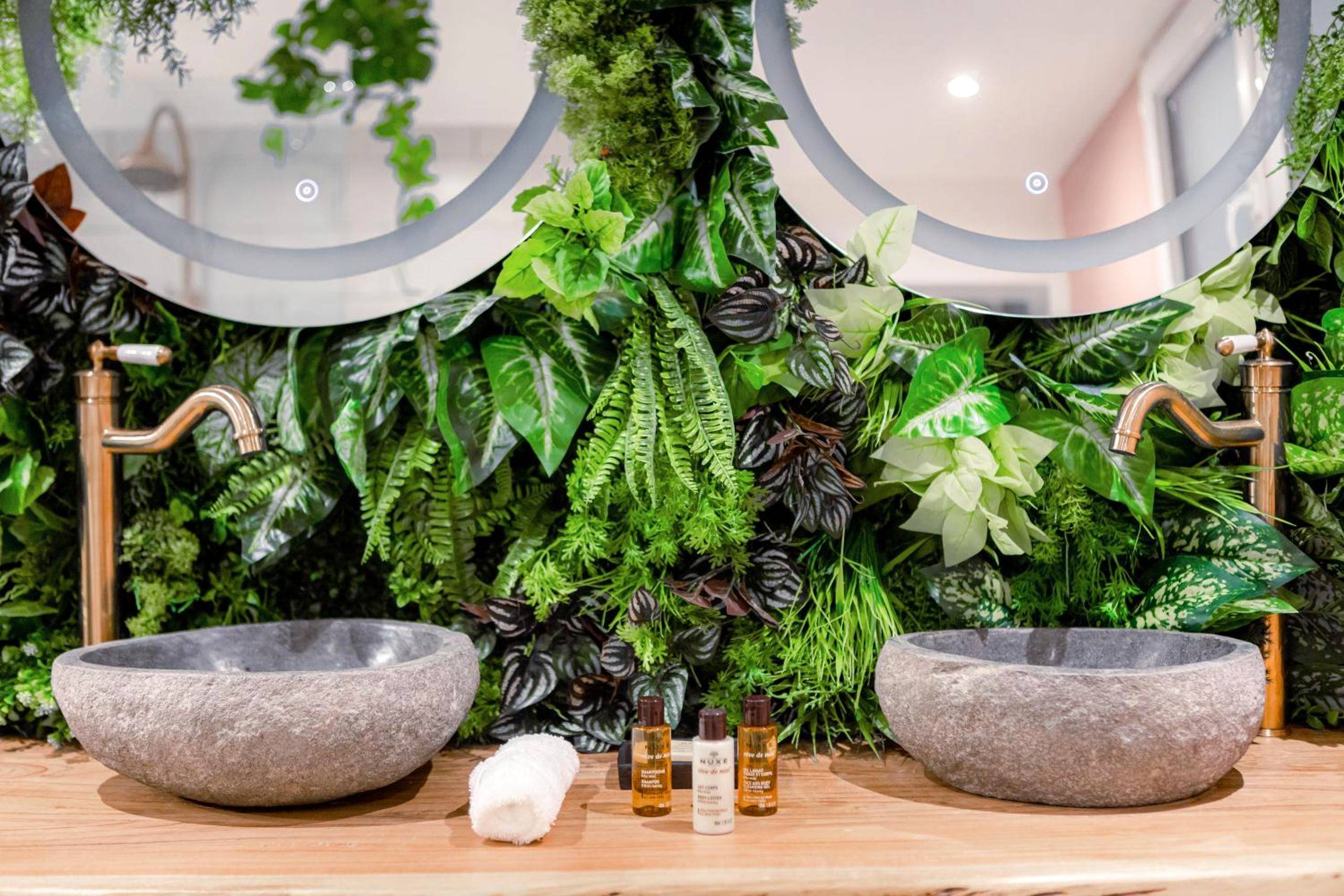 Photo du logement - Suite romantique avec Jacuzzi - Hypercentre, Comédie