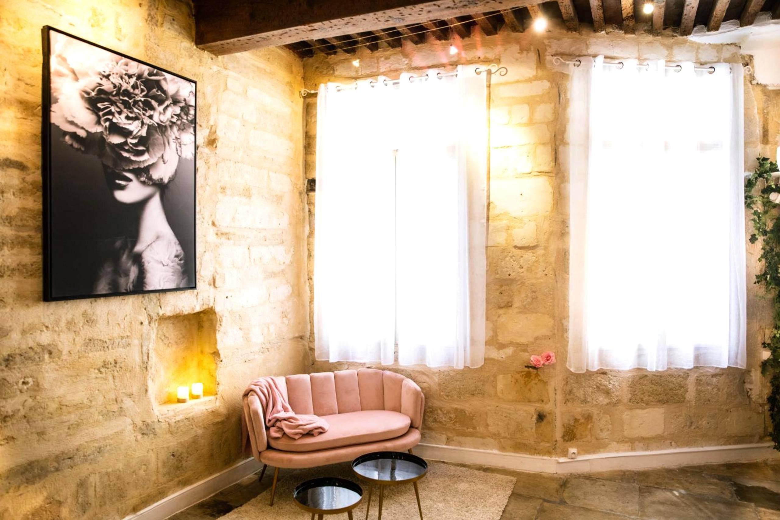 Vue du logement - Suite romantique avec Jacuzzi - Hypercentre, Place Jean Jaurès