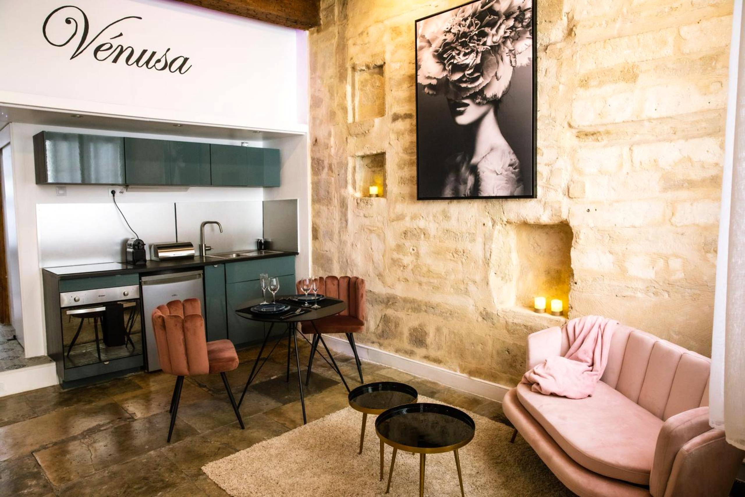 Vue du logement - Suite romantique avec Jacuzzi - Hypercentre, Place Jean Jaurès