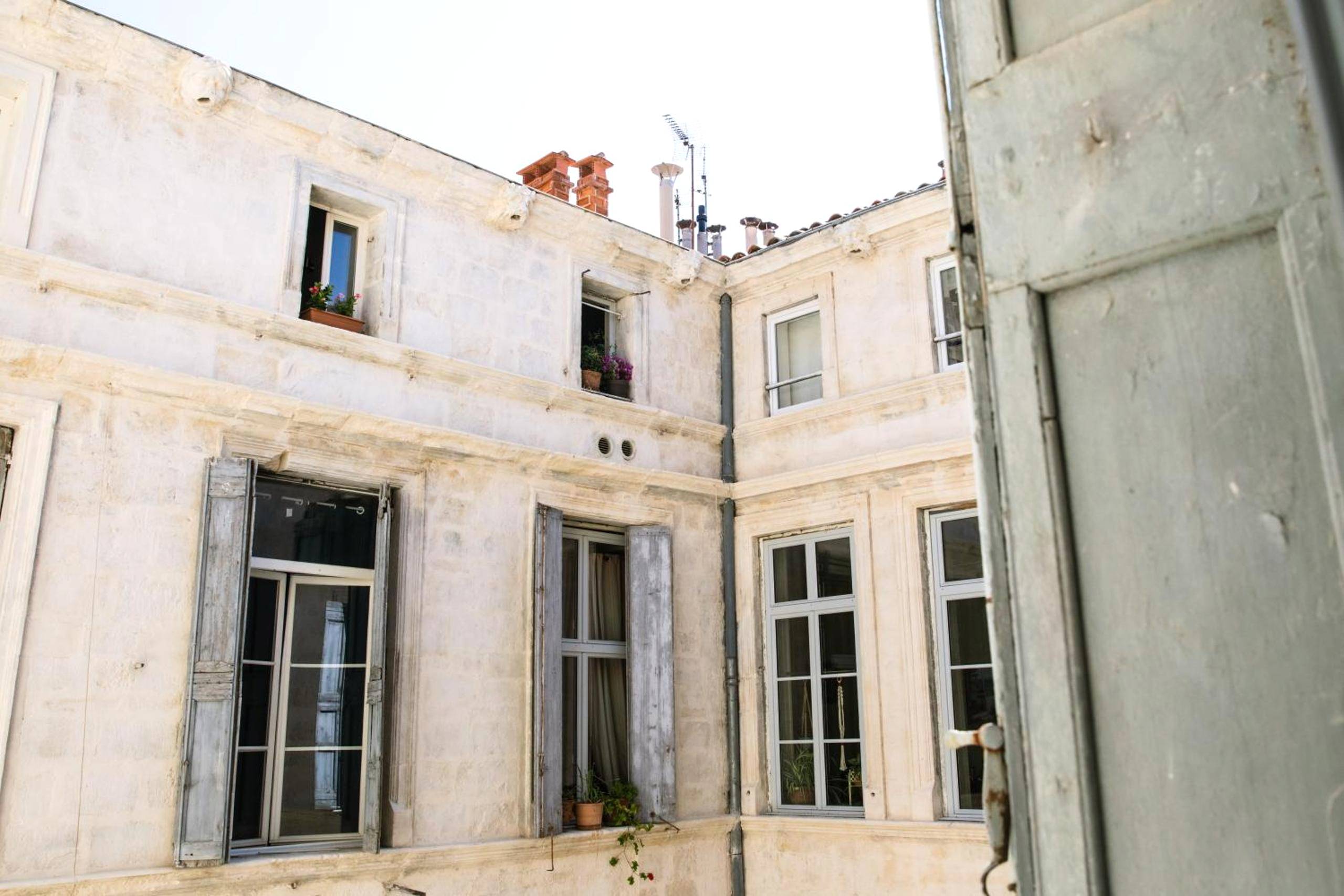 Vue du logement - Suite romantique avec Jacuzzi - Hypercentre, Place Jean Jaurès